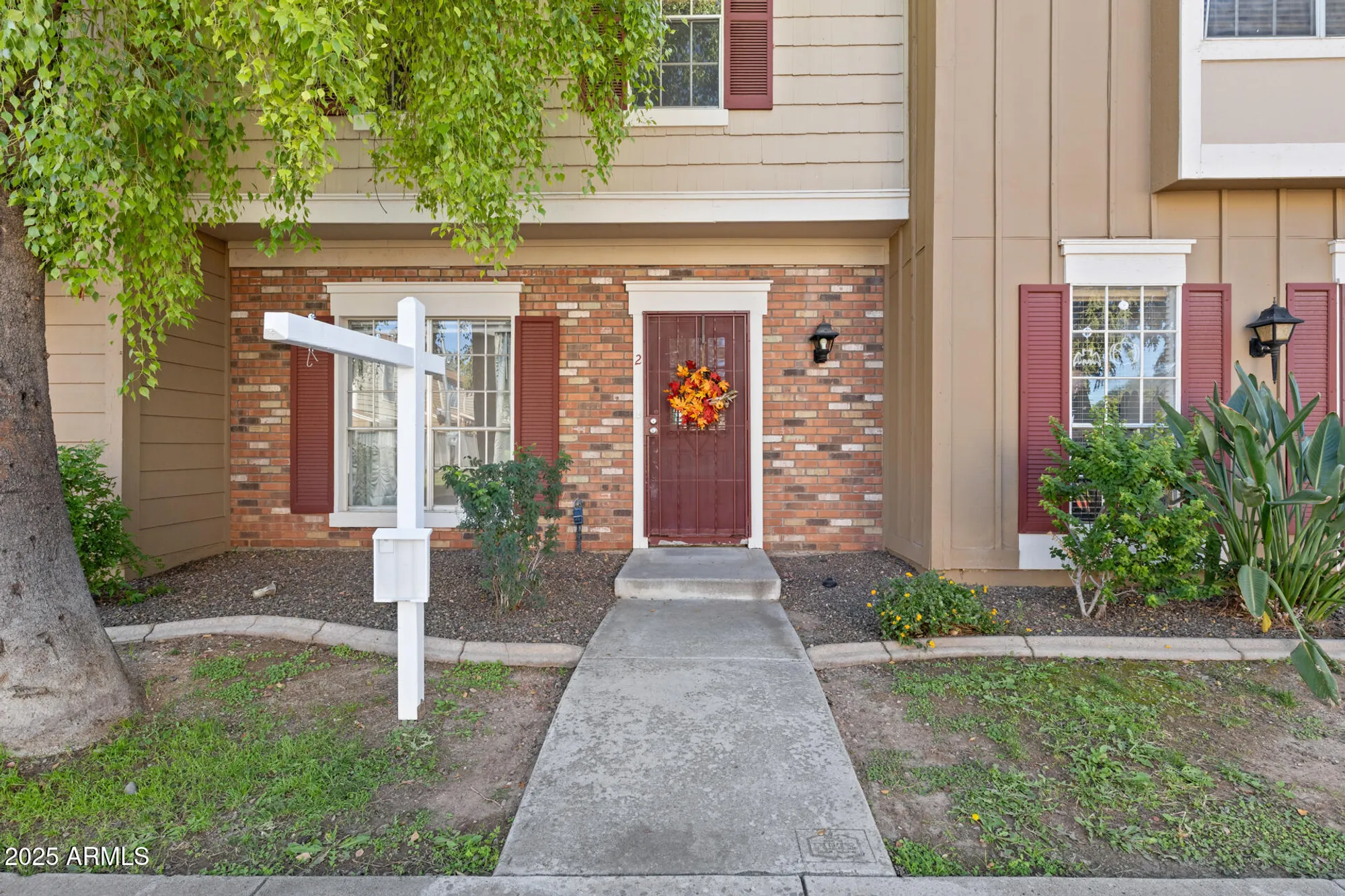 Property Slideshow image 8 of 40 | 3411 w morrow dr unit 2, Phoenix, AZ, 85027