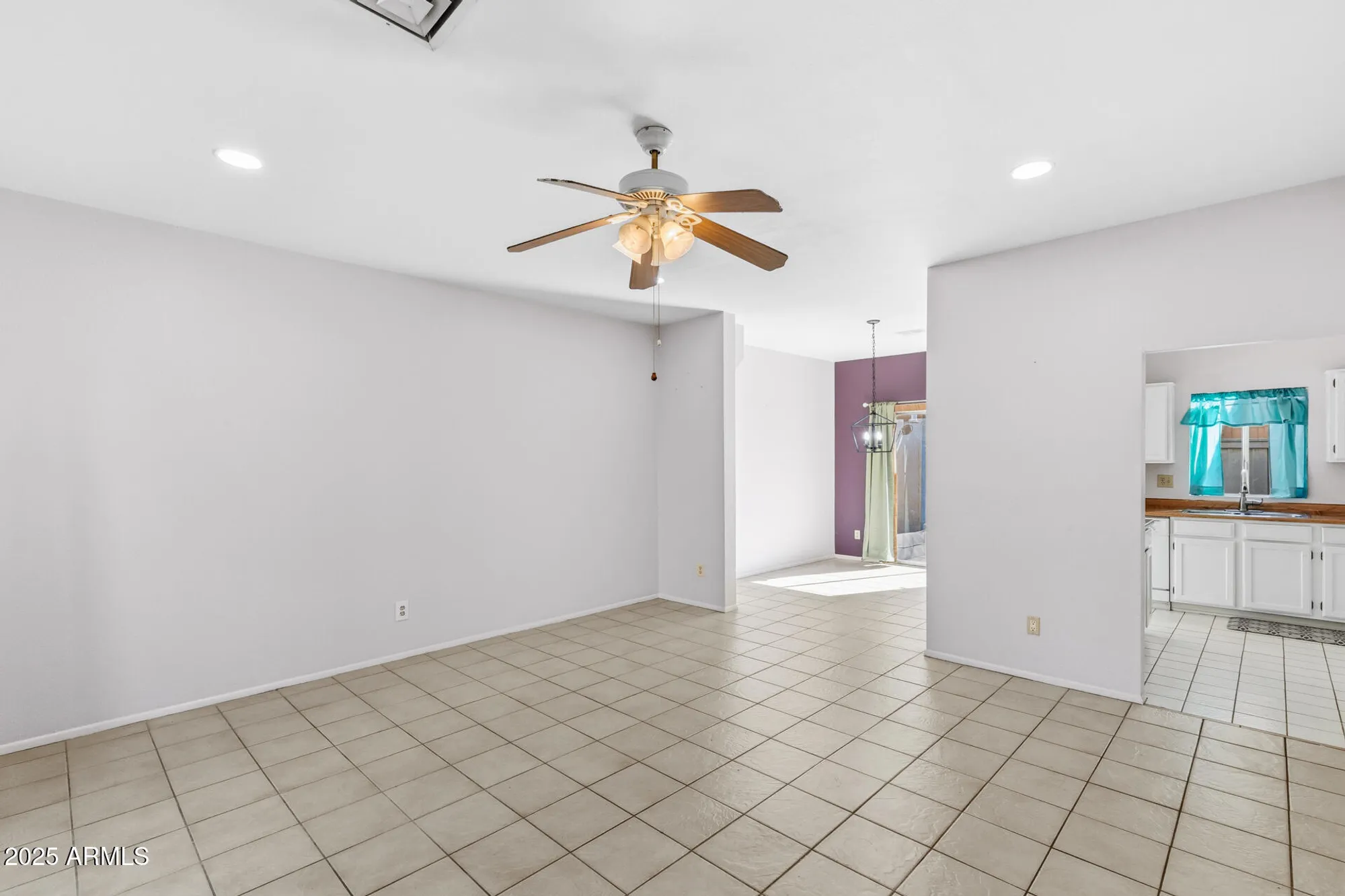 Property Slideshow image 16 of 40 | 3411 w morrow dr unit 2, Phoenix, AZ, 85027