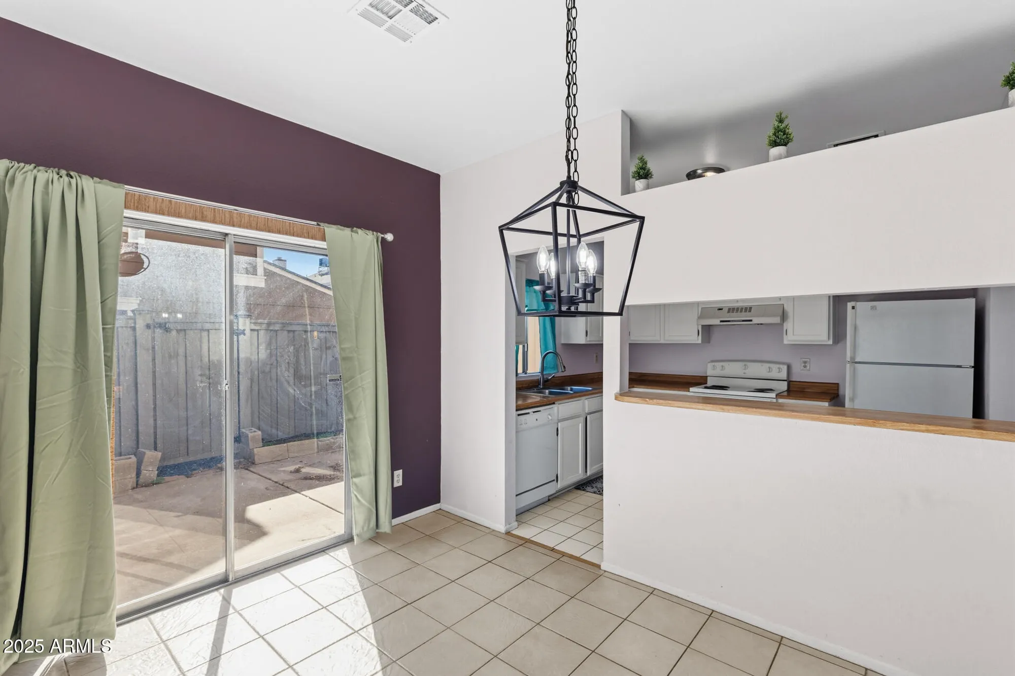 Property Slideshow image 3 of 40 | 3411 w morrow dr unit 2, Phoenix, AZ, 85027