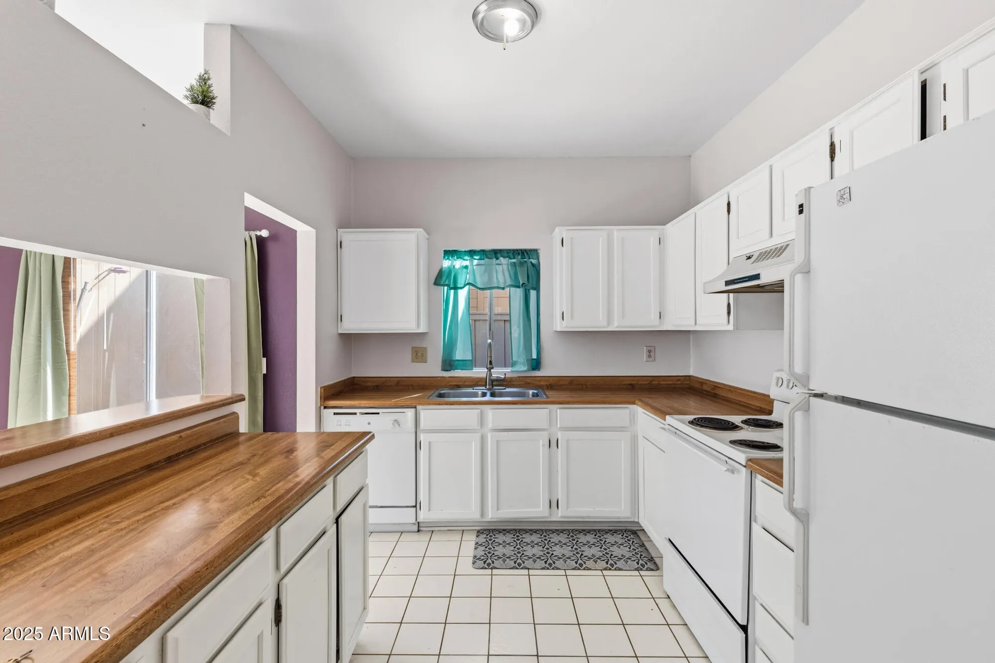 Property Slideshow image 22 of 40 | 3411 w morrow dr unit 2, Phoenix, AZ, 85027