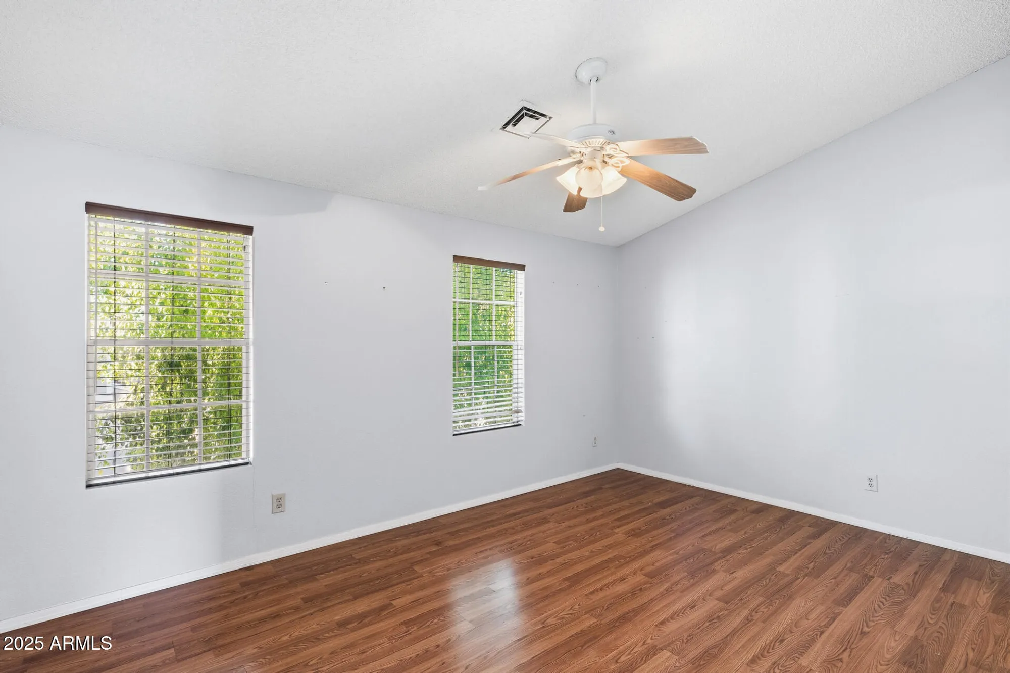 Property Slideshow image 25 of 40 | 3411 w morrow dr unit 2, Phoenix, AZ, 85027