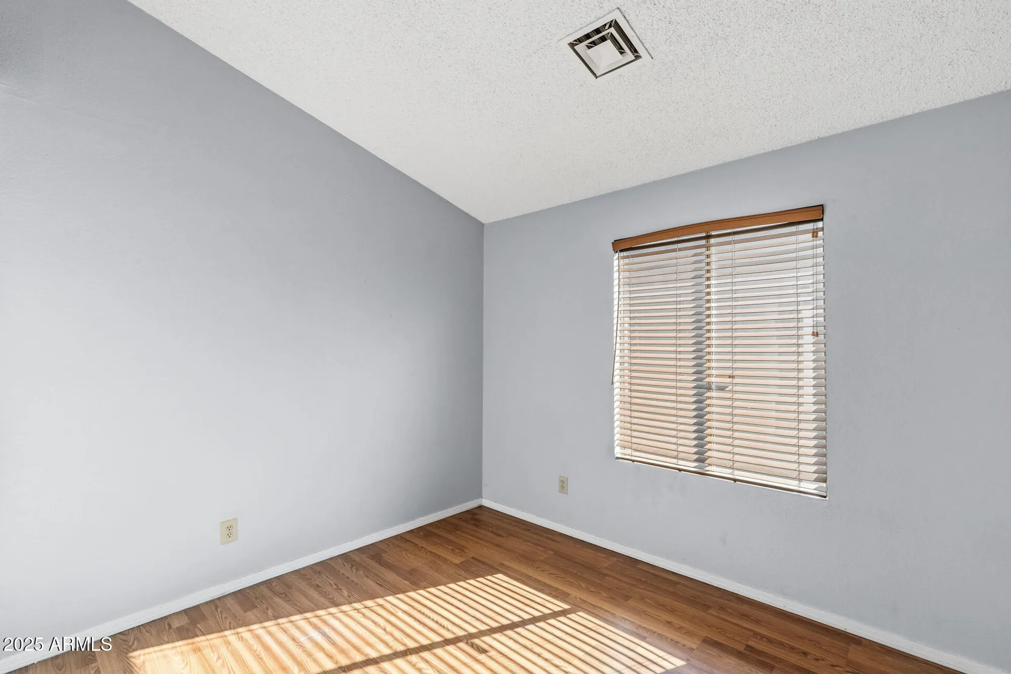 Property Slideshow image 28 of 40 | 3411 w morrow dr unit 2, Phoenix, AZ, 85027