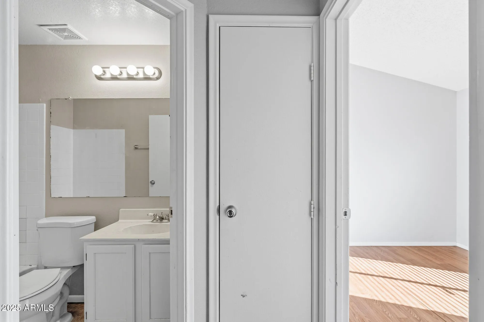 Property Slideshow image 32 of 40 | 3411 w morrow dr unit 2, Phoenix, AZ, 85027