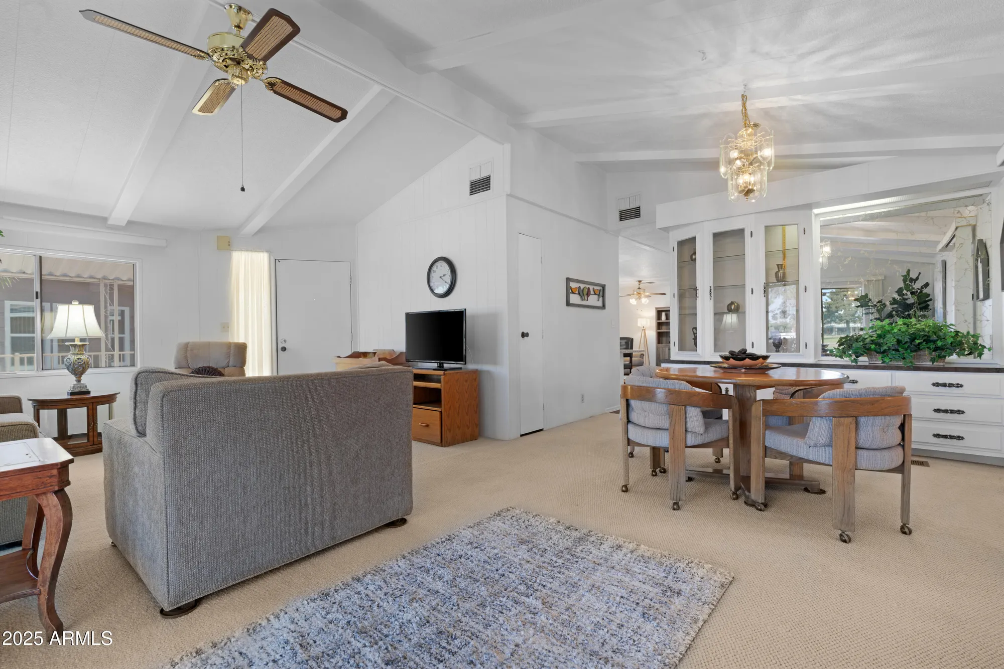 Property Slideshow image 10 of 44 | 26423 s lakeview dr, Sun Lakes, AZ, 85248