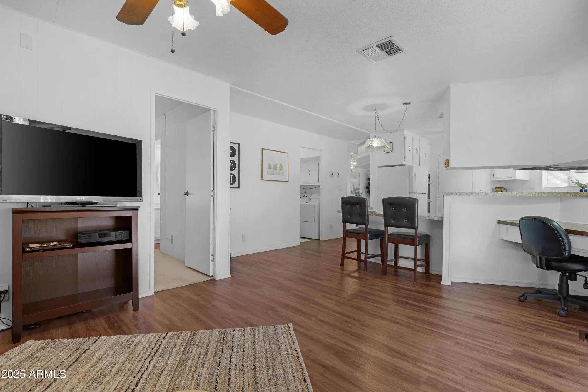 Property Slideshow image 19 of 44 | 26423 s lakeview dr, Sun Lakes, AZ, 85248