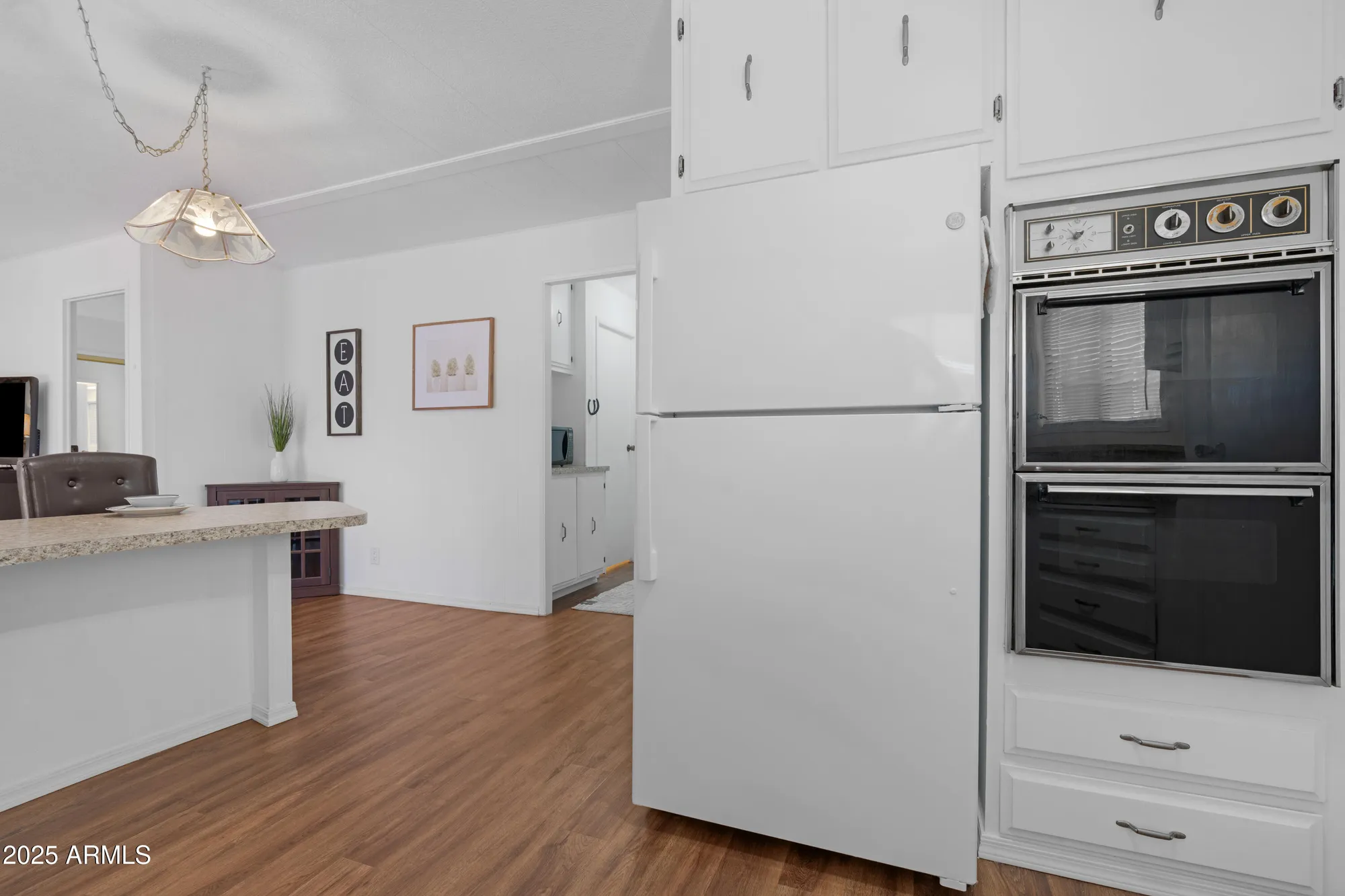 Property Slideshow image 16 of 44 | 26423 s lakeview dr, Sun Lakes, AZ, 85248