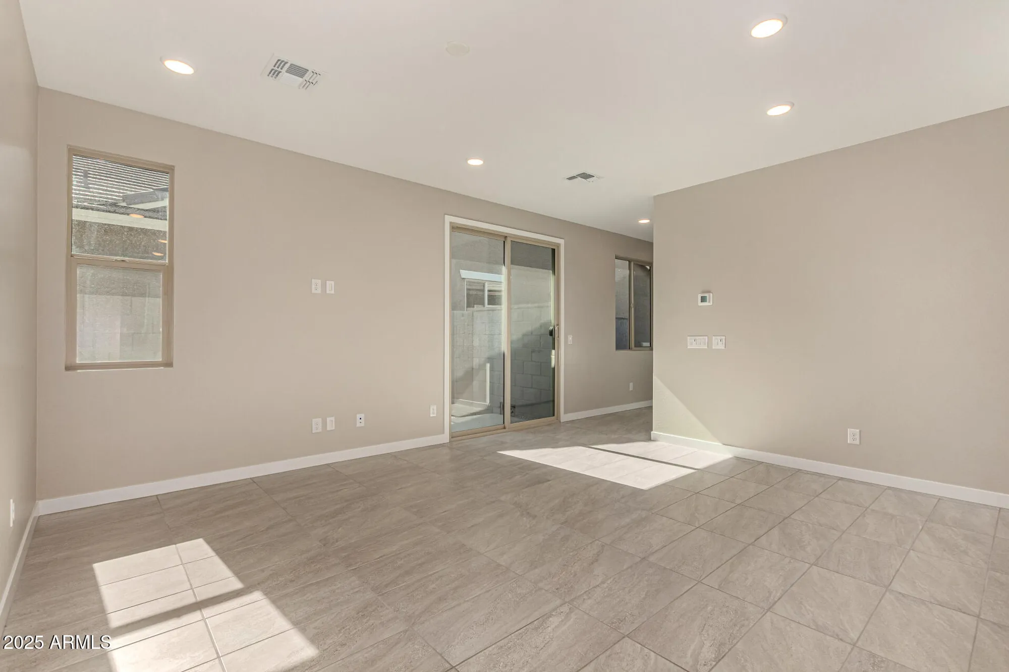 Property Slideshow image 5 of 26 | 5617 n 205th ln, Buckeye, AZ, 85396