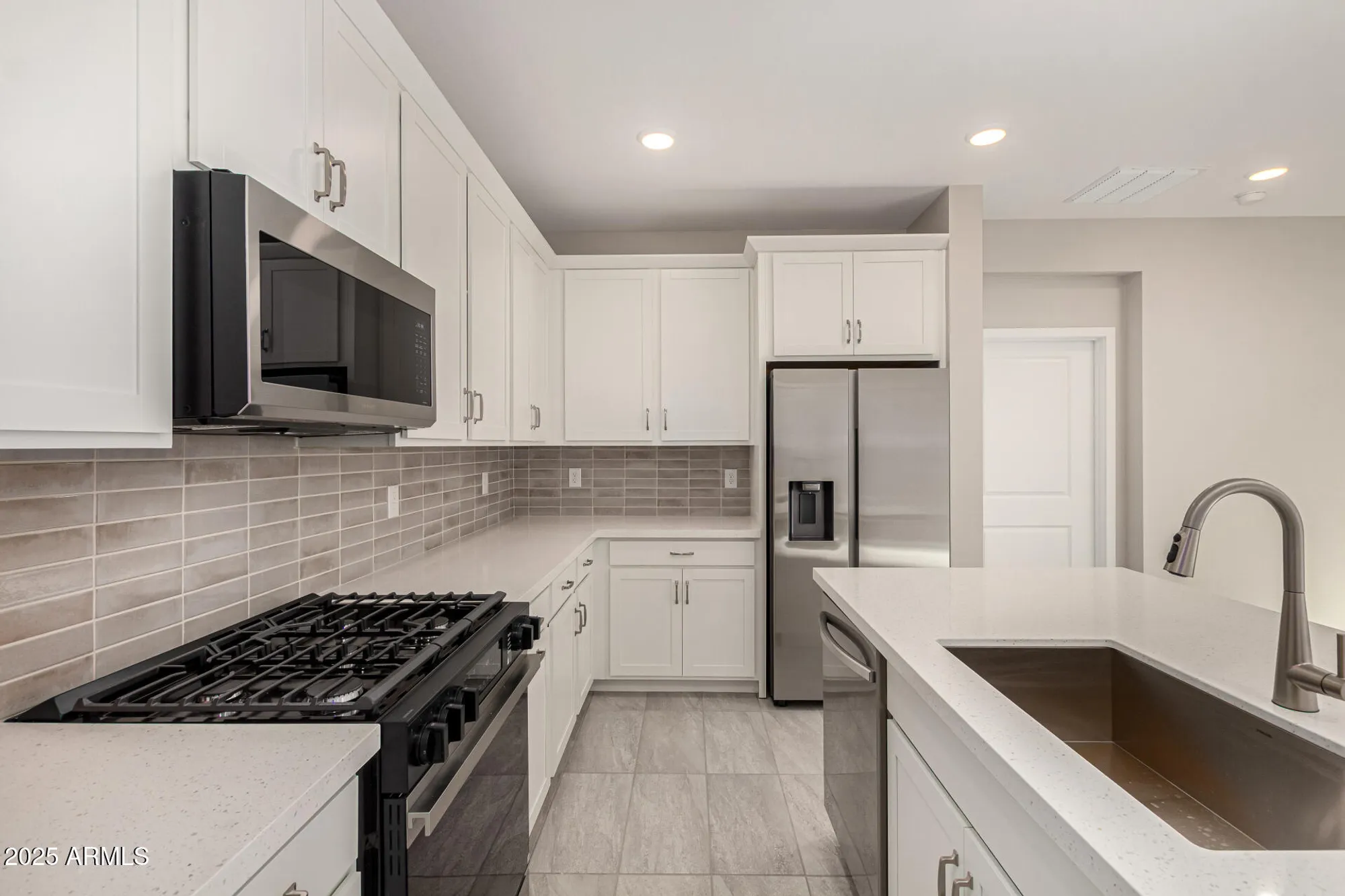 Property Slideshow image 12 of 26 | 5617 n 205th ln, Buckeye, AZ, 85396