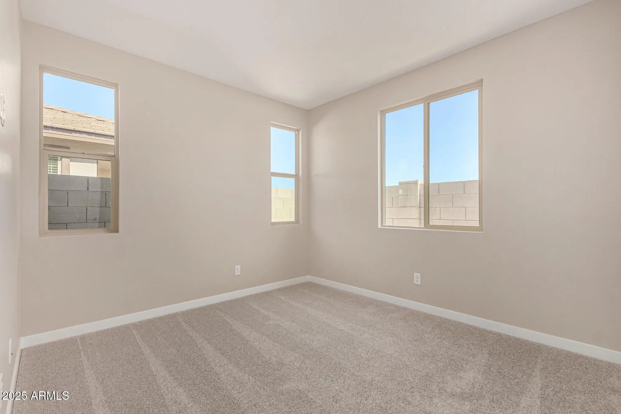 Property Slideshow image 13 of 26 | 5617 n 205th ln, Buckeye, AZ, 85396