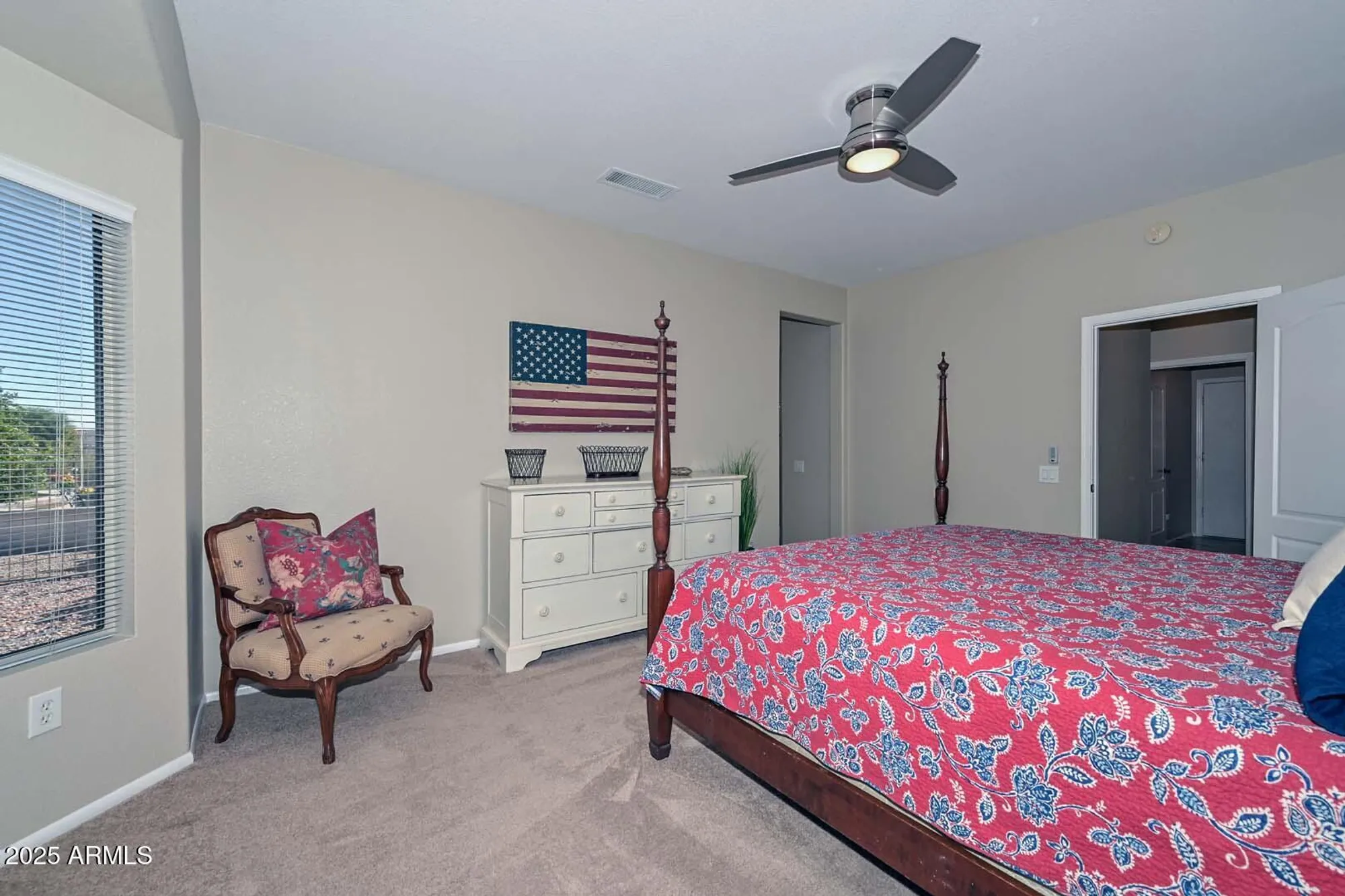 Property Slideshow image 12 of 32 | 15984 w indigo ln, Surprise, AZ, 85374