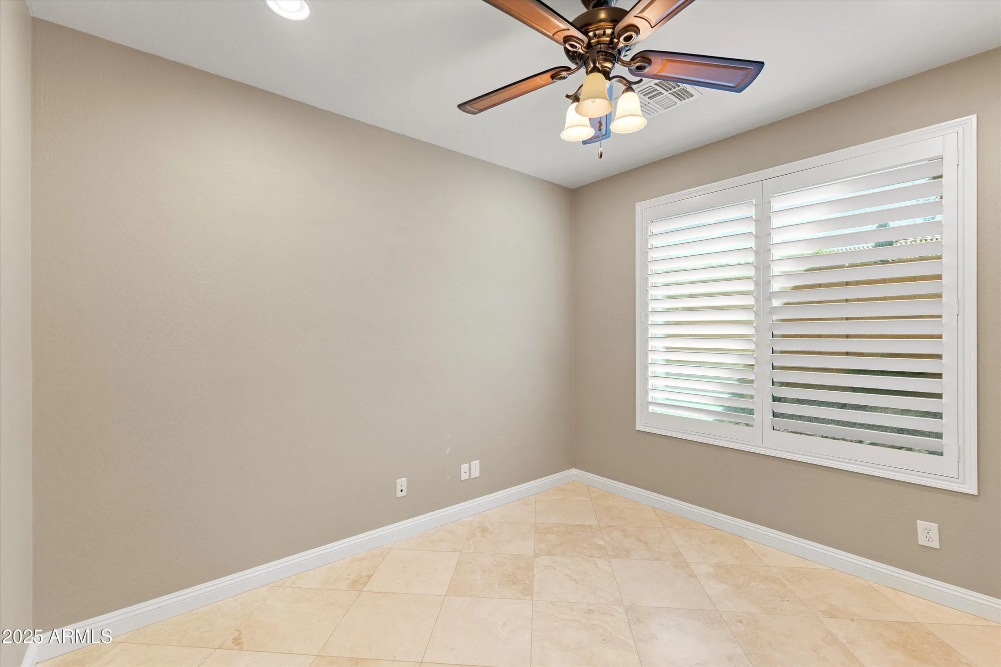 Property Slideshow image 31 of 39 | 27065 w tonto ln, Buckeye, AZ, 85396