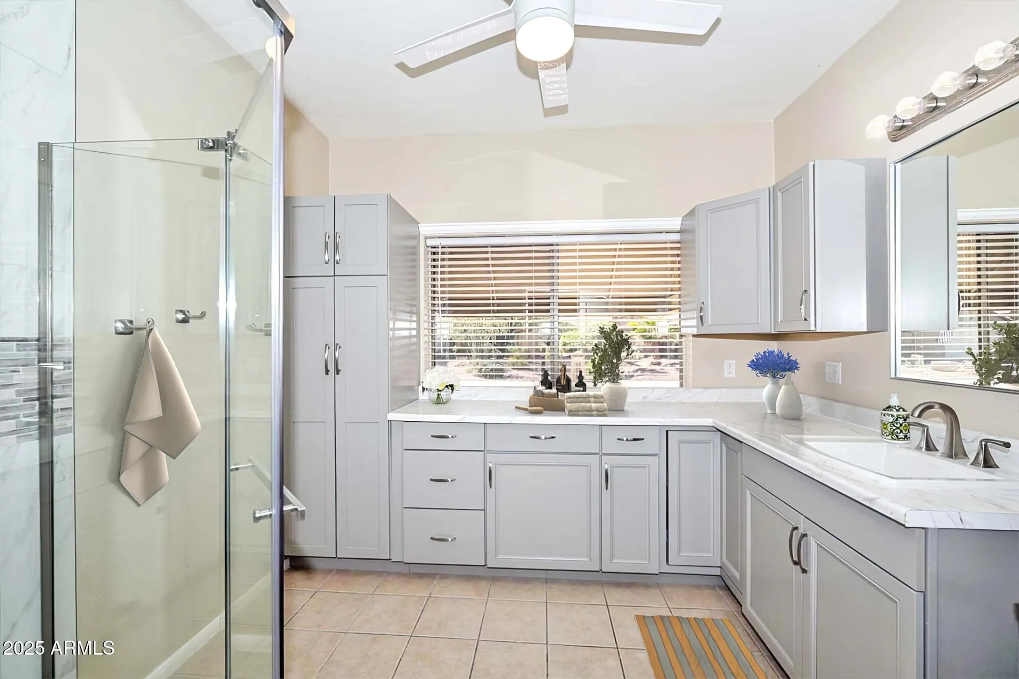 Property Slideshow image 19 of 32 | 15984 w indigo ln, Surprise, AZ, 85374