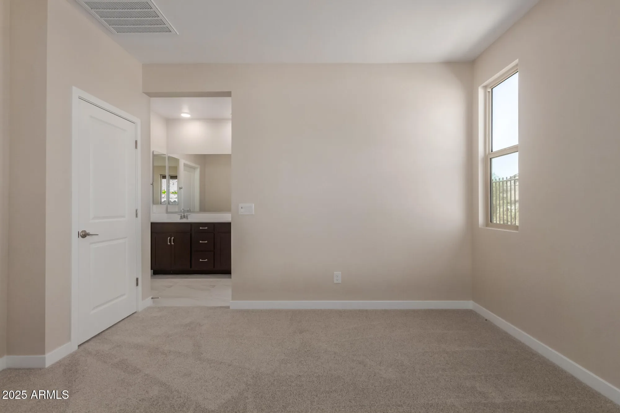 Property Slideshow image 18 of 30 | 5624 n 205th ln, Buckeye, AZ, 85396