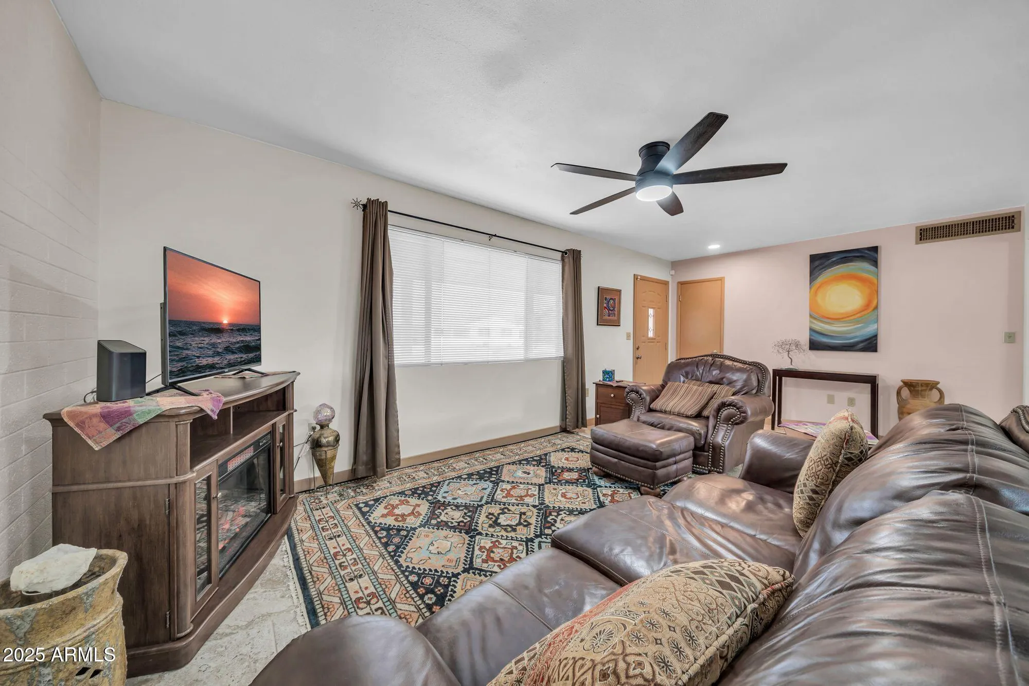 Property Slideshow image 7 of 37 | 10517 w cumberland dr, Sun City, AZ, 85351