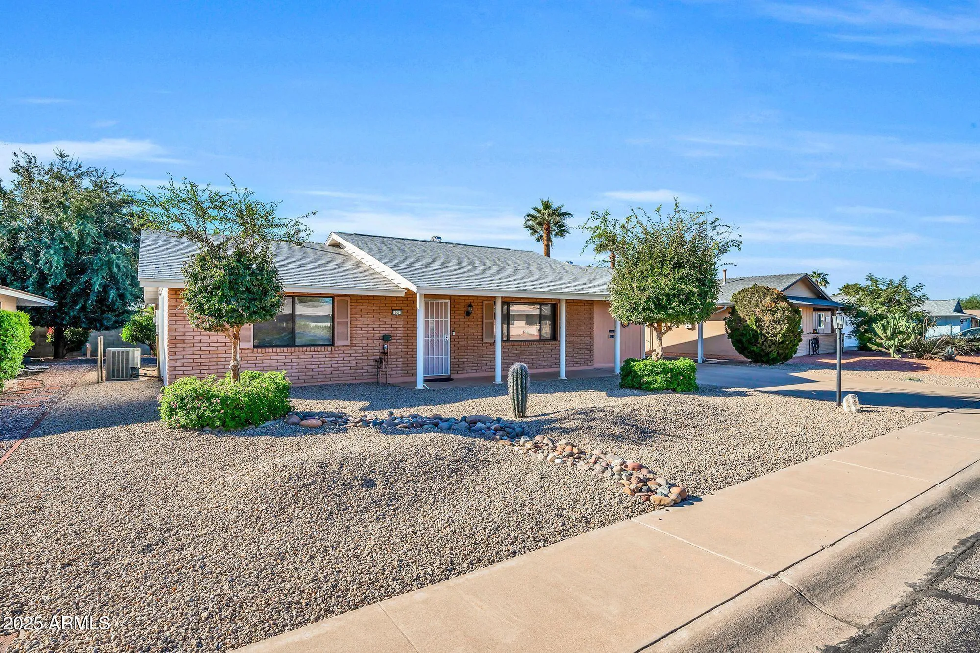 Property Slideshow image 2 of 37 | 10517 w cumberland dr, Sun City, AZ, 85351