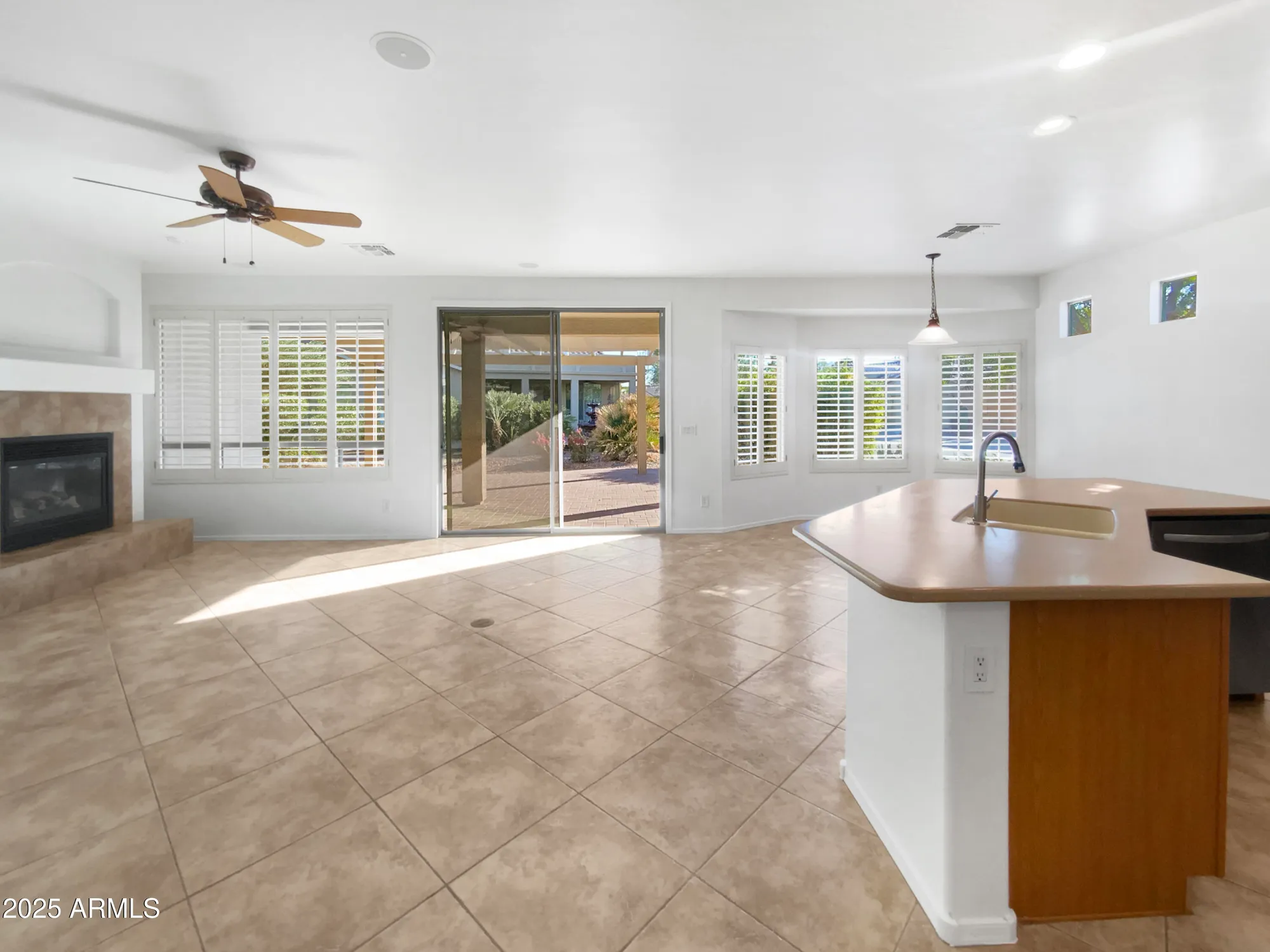 Property Slideshow image 8 of 24 | 42643 w constellation dr, Maricopa, AZ, 85138