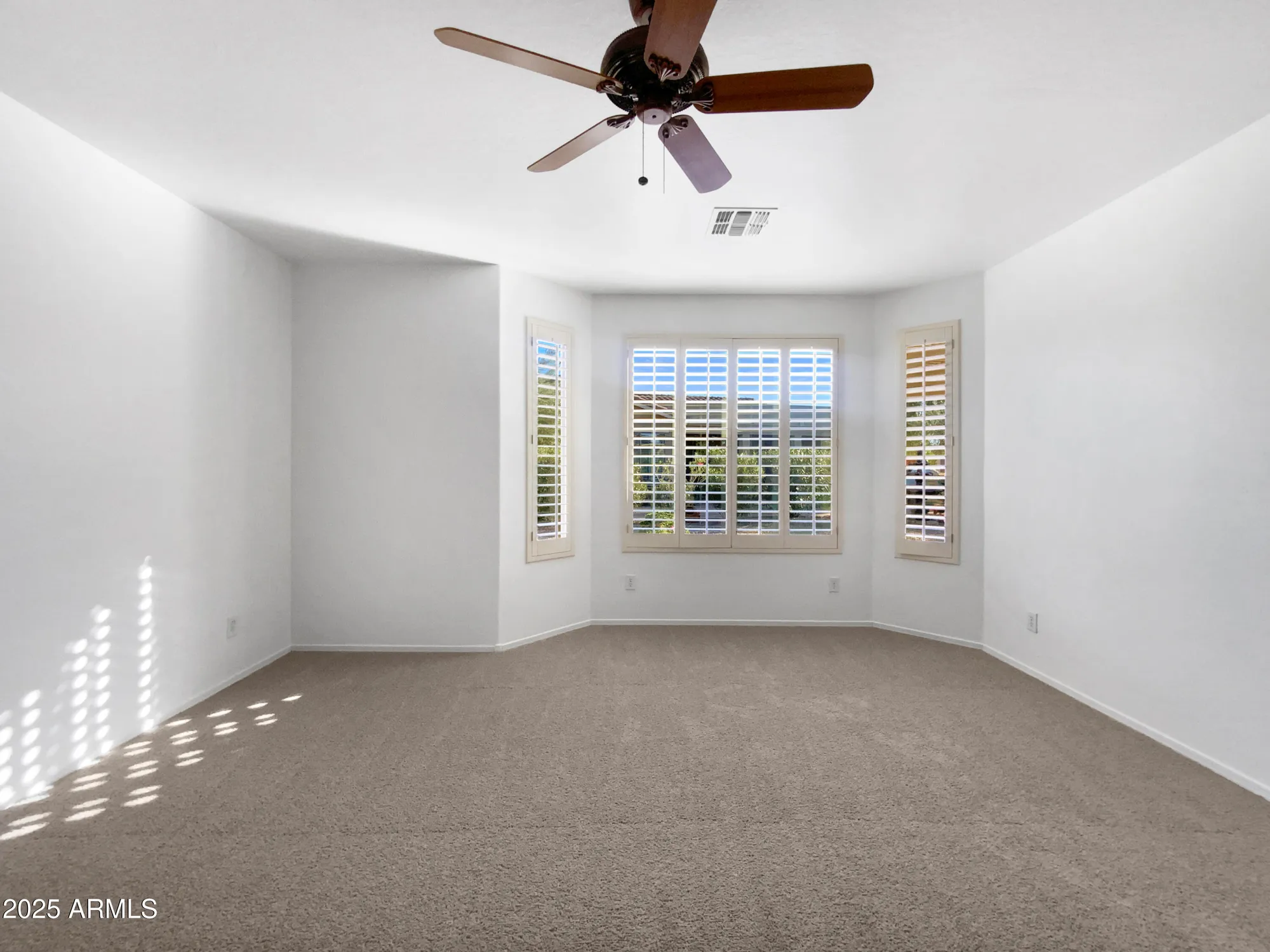 Property Slideshow image 11 of 24 | 42643 w constellation dr, Maricopa, AZ, 85138