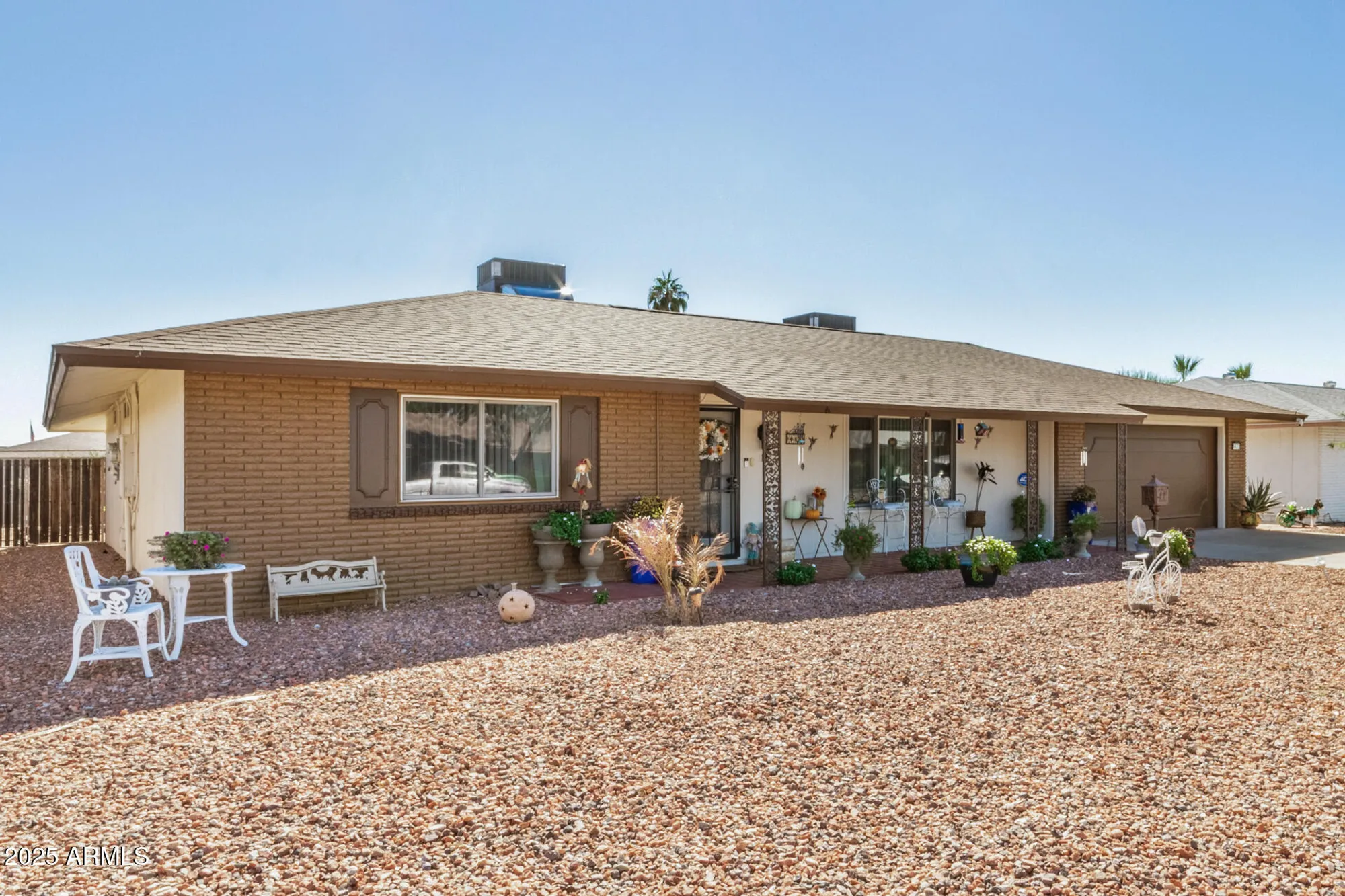 Property Slideshow image 5 of 32 | 9433 w greenway rd, Sun City, AZ, 85351