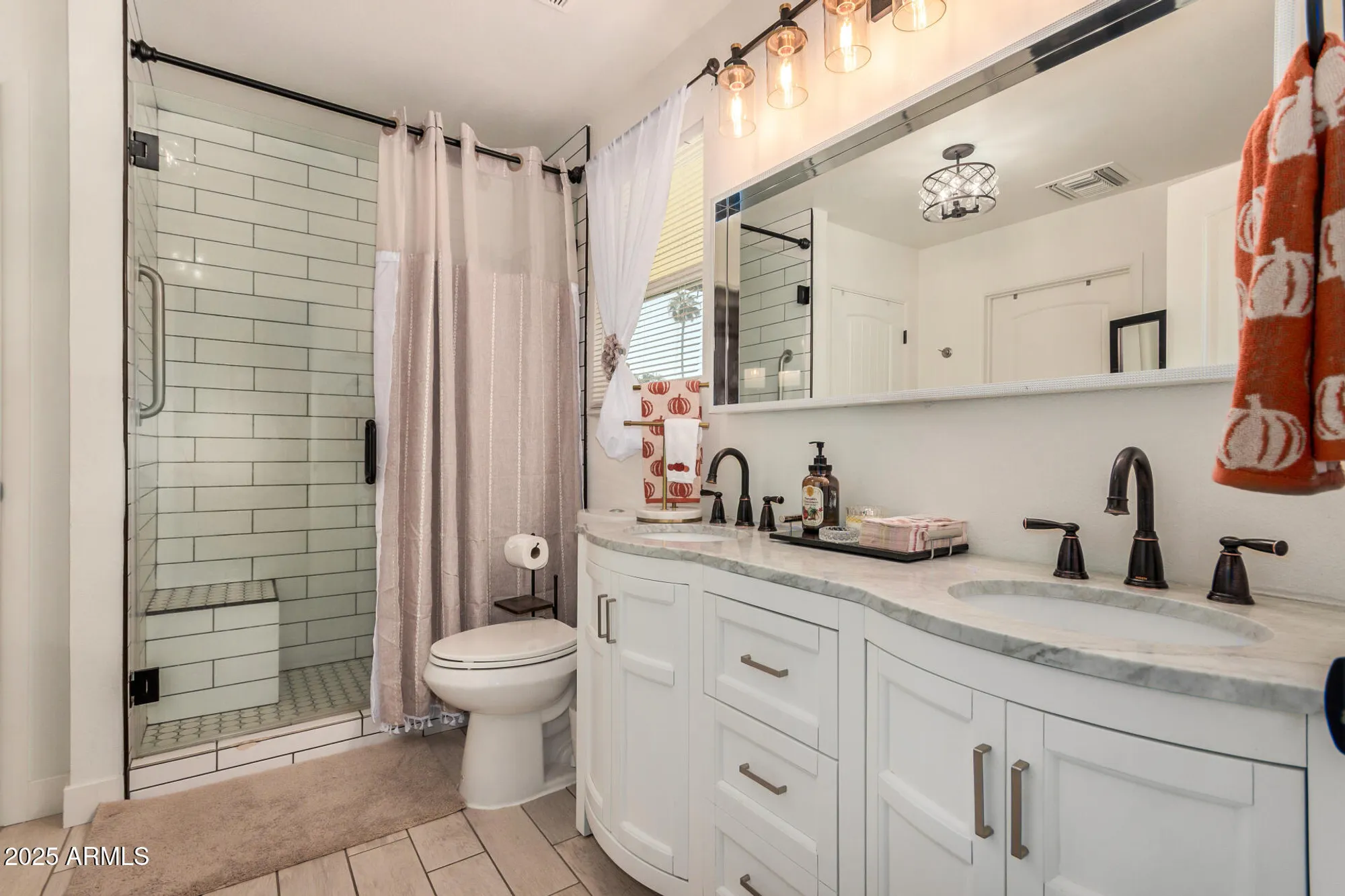 Property Slideshow image 20 of 32 | 9433 w greenway rd, Sun City, AZ, 85351