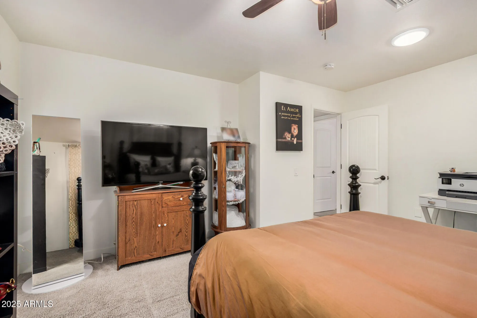 Property Slideshow image 18 of 32 | 9433 w greenway rd, Sun City, AZ, 85351