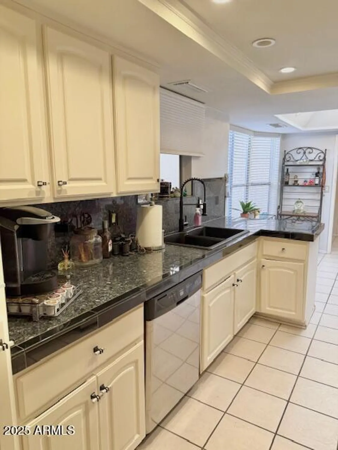 Property Slideshow image 9 of 24 | 25212 s angora ct, Sun Lakes, AZ, 85248