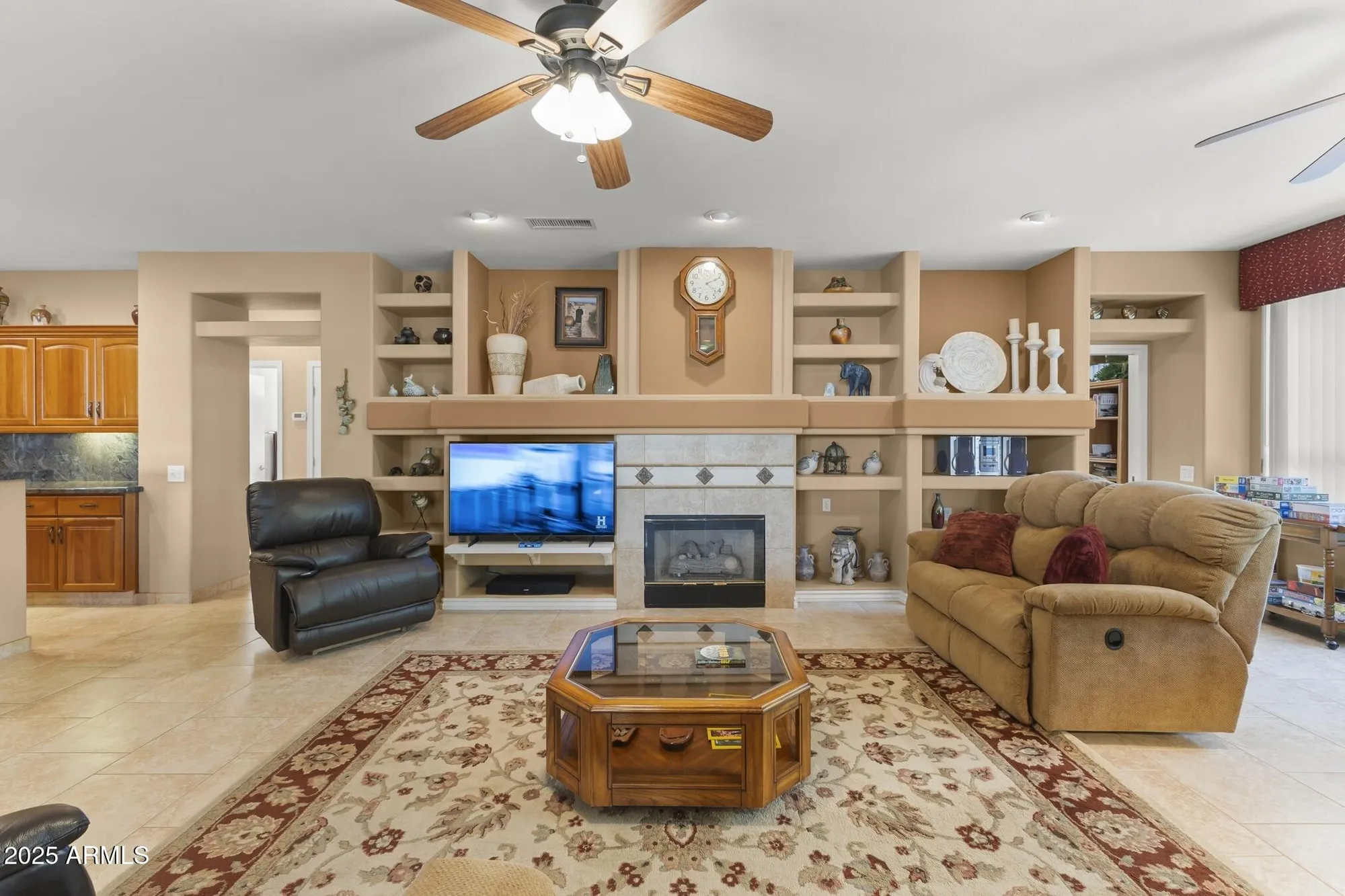 Property Slideshow image 11 of 57 | 16246 w scarlet canyon dr, Surprise, AZ, 85374
