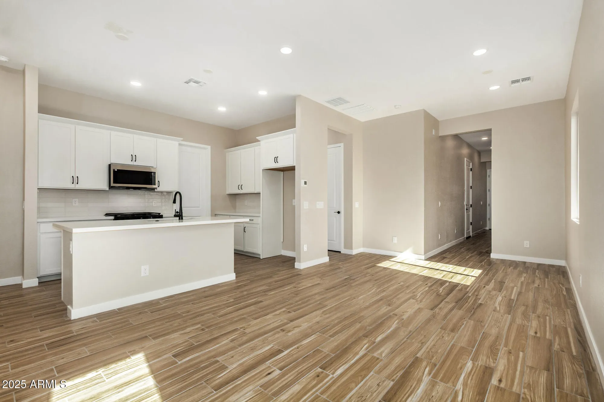 Property Slideshow image 8 of 29 | 5590 n 205th ln, Buckeye, AZ, 85396