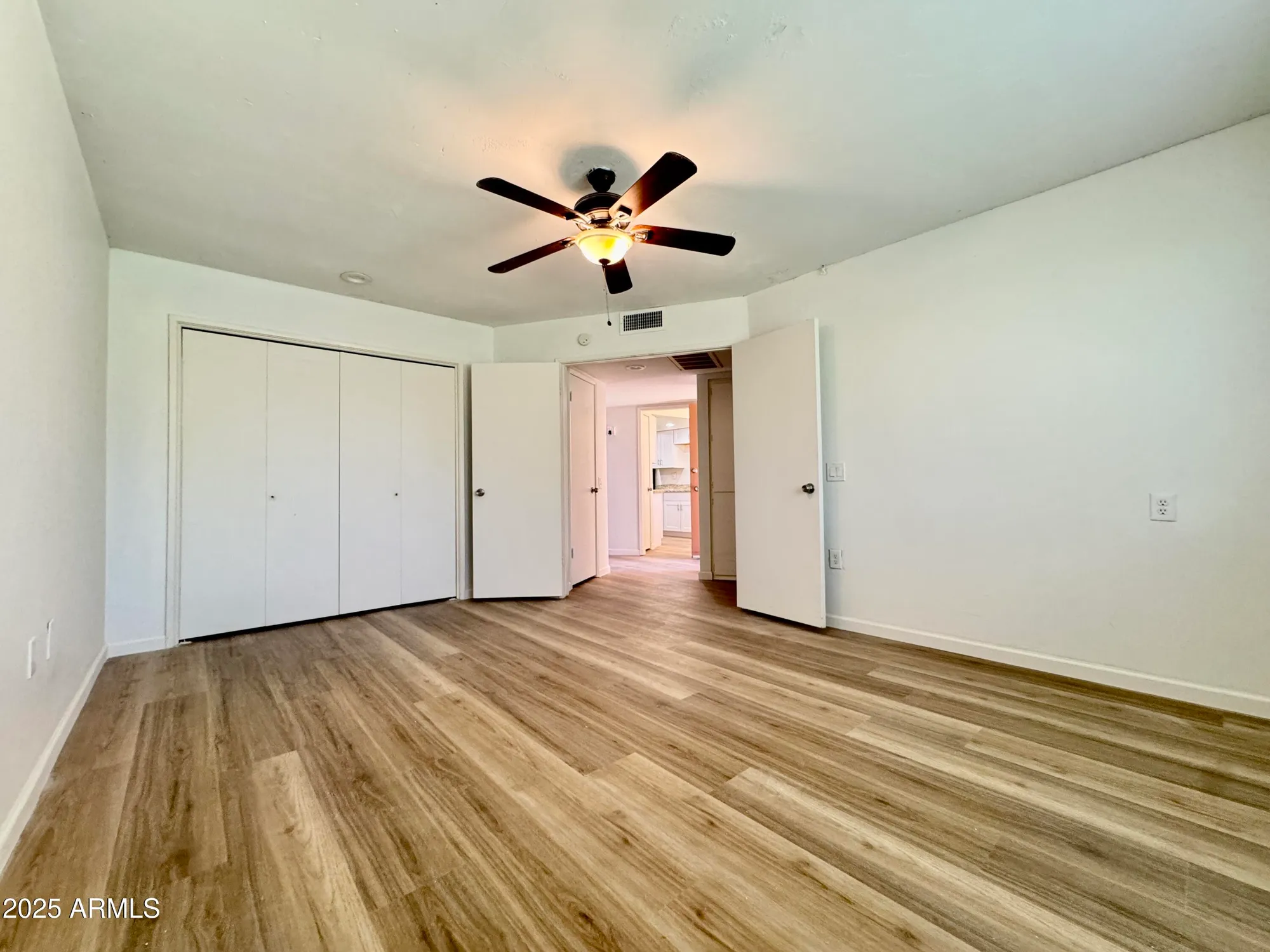 Property Slideshow image 6 of 9 | 10949 w coggins dr, Sun City, AZ, 85351