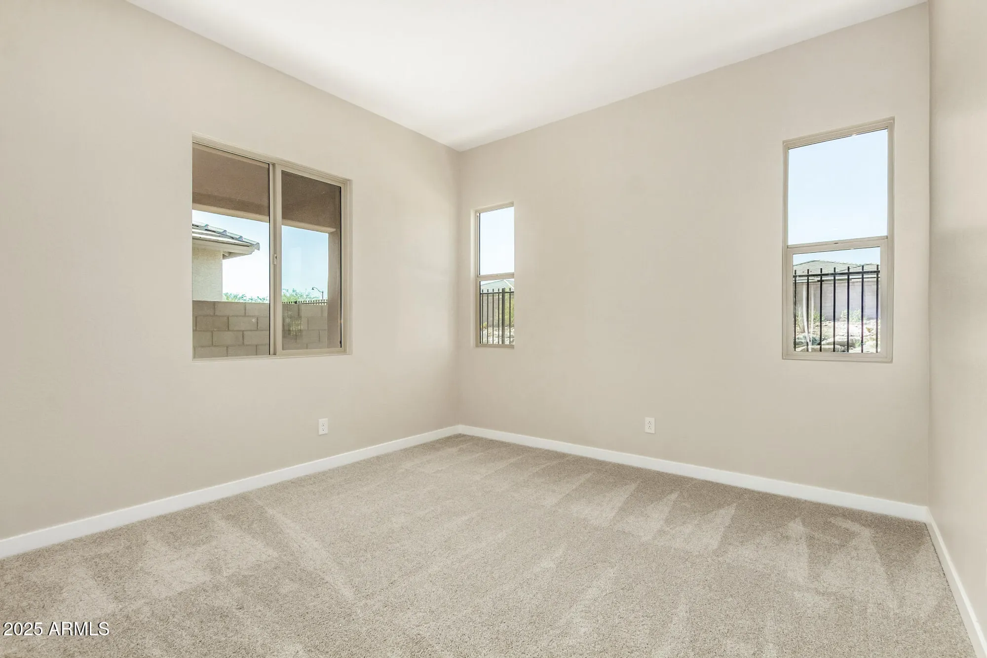 Property Slideshow image 17 of 29 | 5590 n 205th ln, Buckeye, AZ, 85396