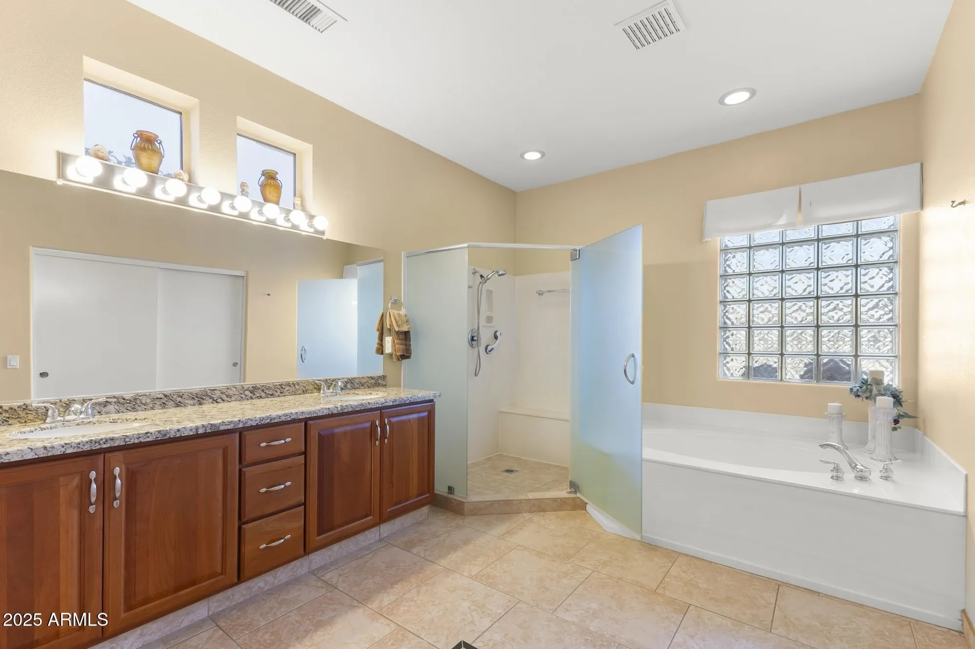 Property Slideshow image 23 of 57 | 16246 w scarlet canyon dr, Surprise, AZ, 85374