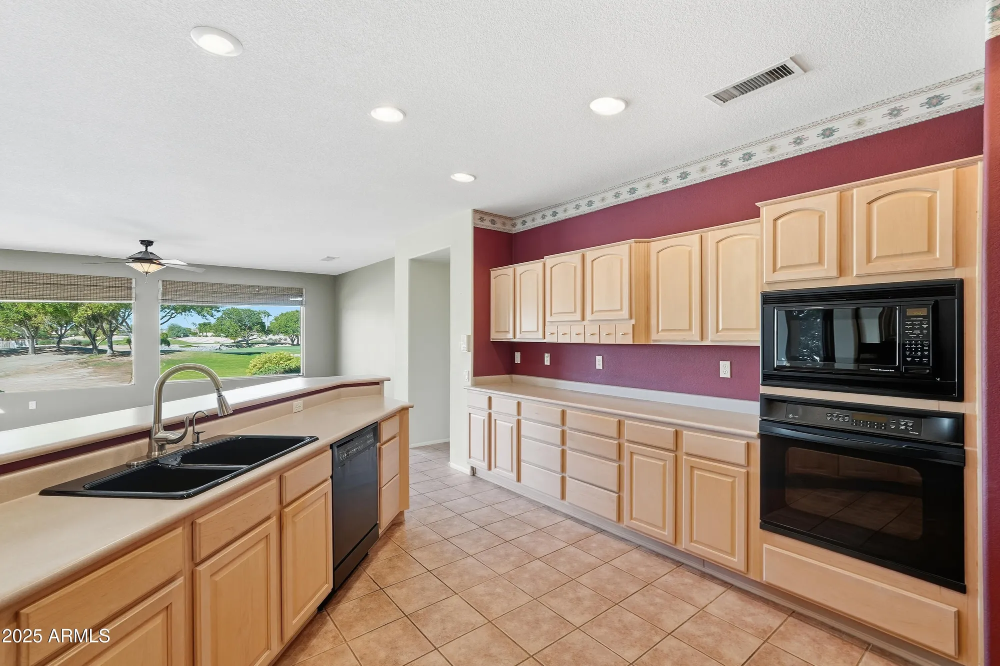 Property Slideshow image 9 of 27 | 17326 n escalante ln, Surprise, AZ, 85374