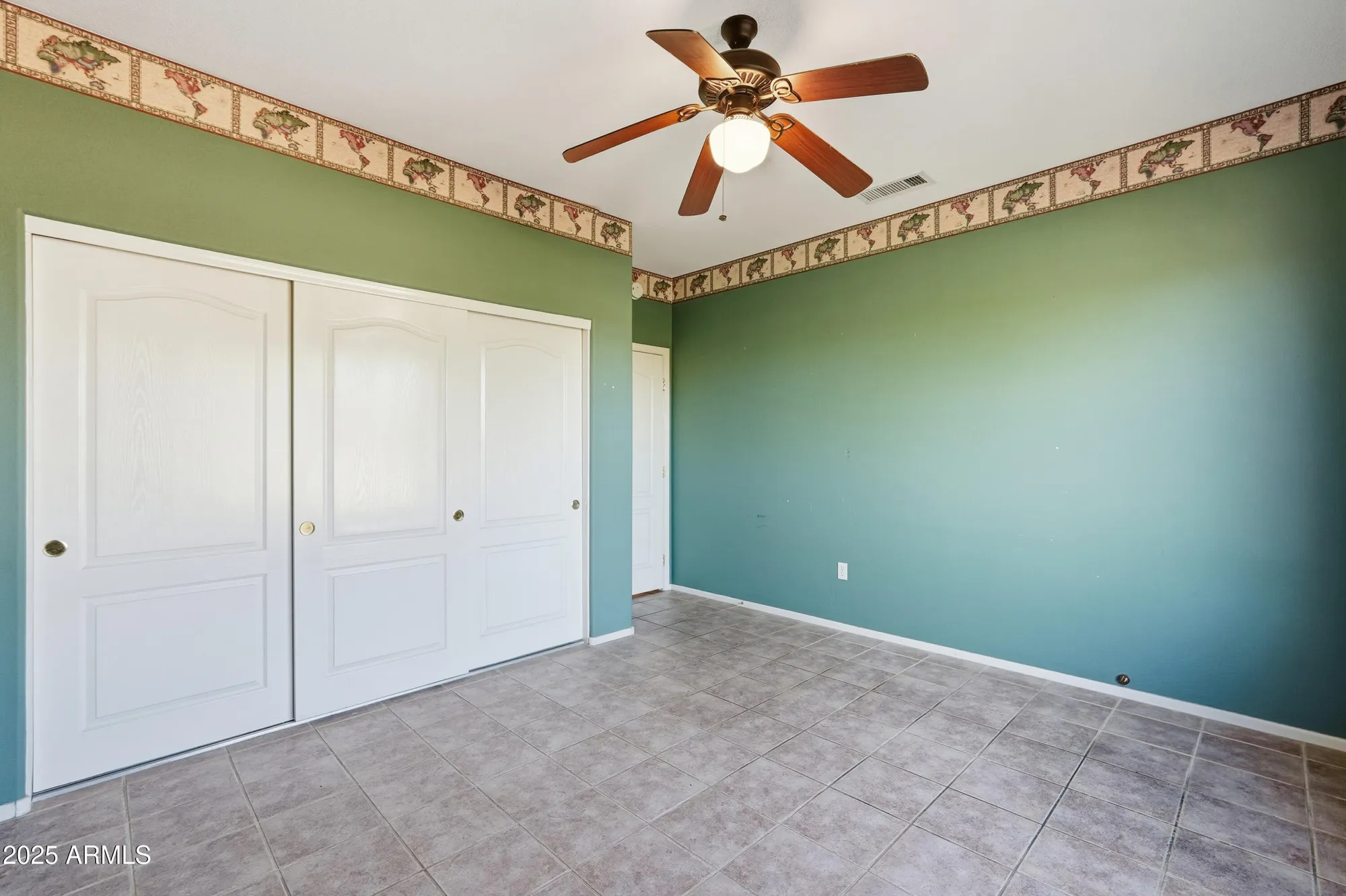 Property Slideshow image 17 of 27 | 17326 n escalante ln, Surprise, AZ, 85374