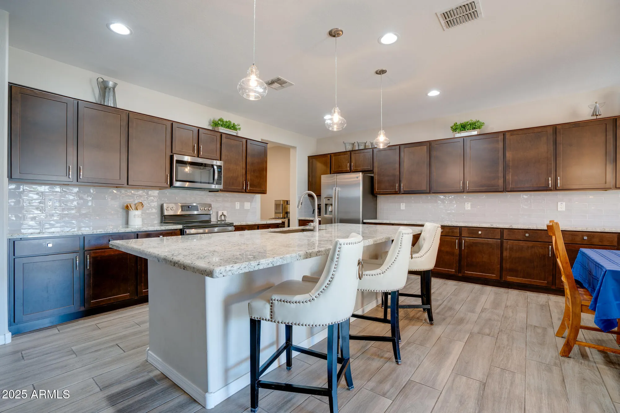 Property Slideshow image 7 of 38 | 5624 s colt, Mesa, AZ, 85212