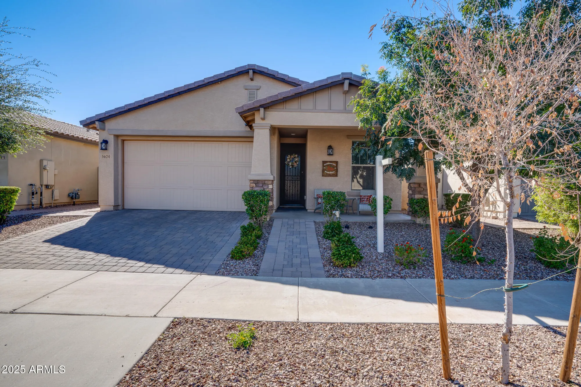 Property Slideshow image 1 of 38 | 5624 s colt, Mesa, AZ, 85212