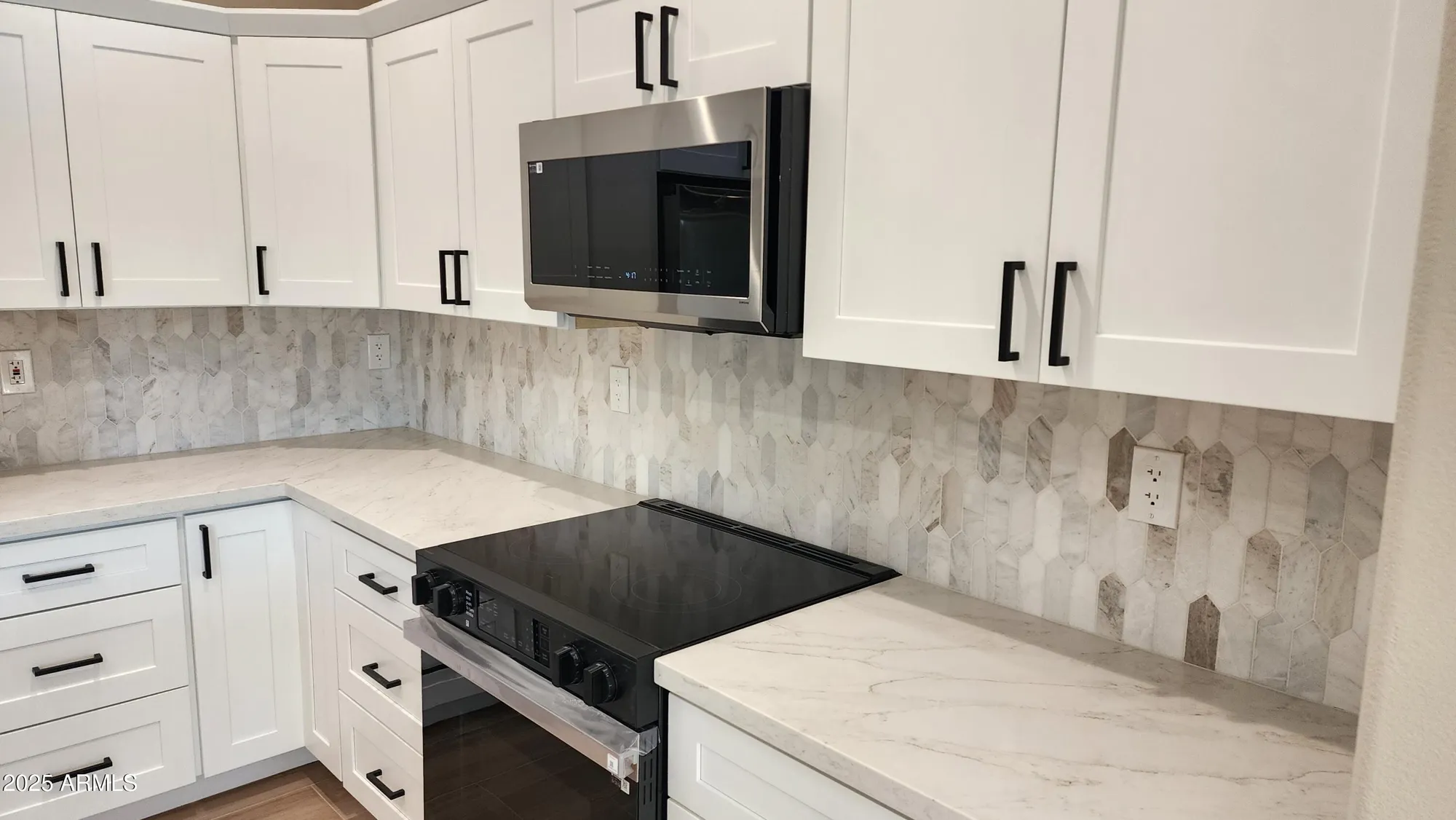 Property Slideshow image 5 of 42 | 15313 w pantano dr, Surprise, AZ, 85374