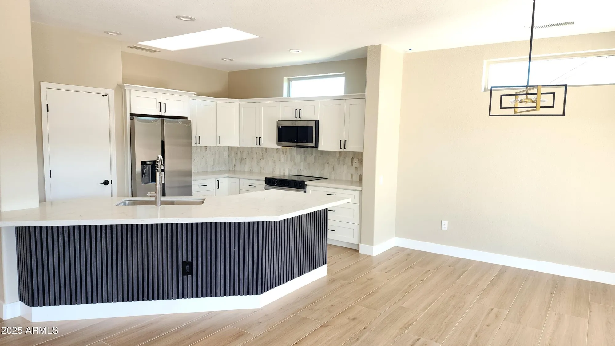 Property Slideshow image 2 of 42 | 15313 w pantano dr, Surprise, AZ, 85374