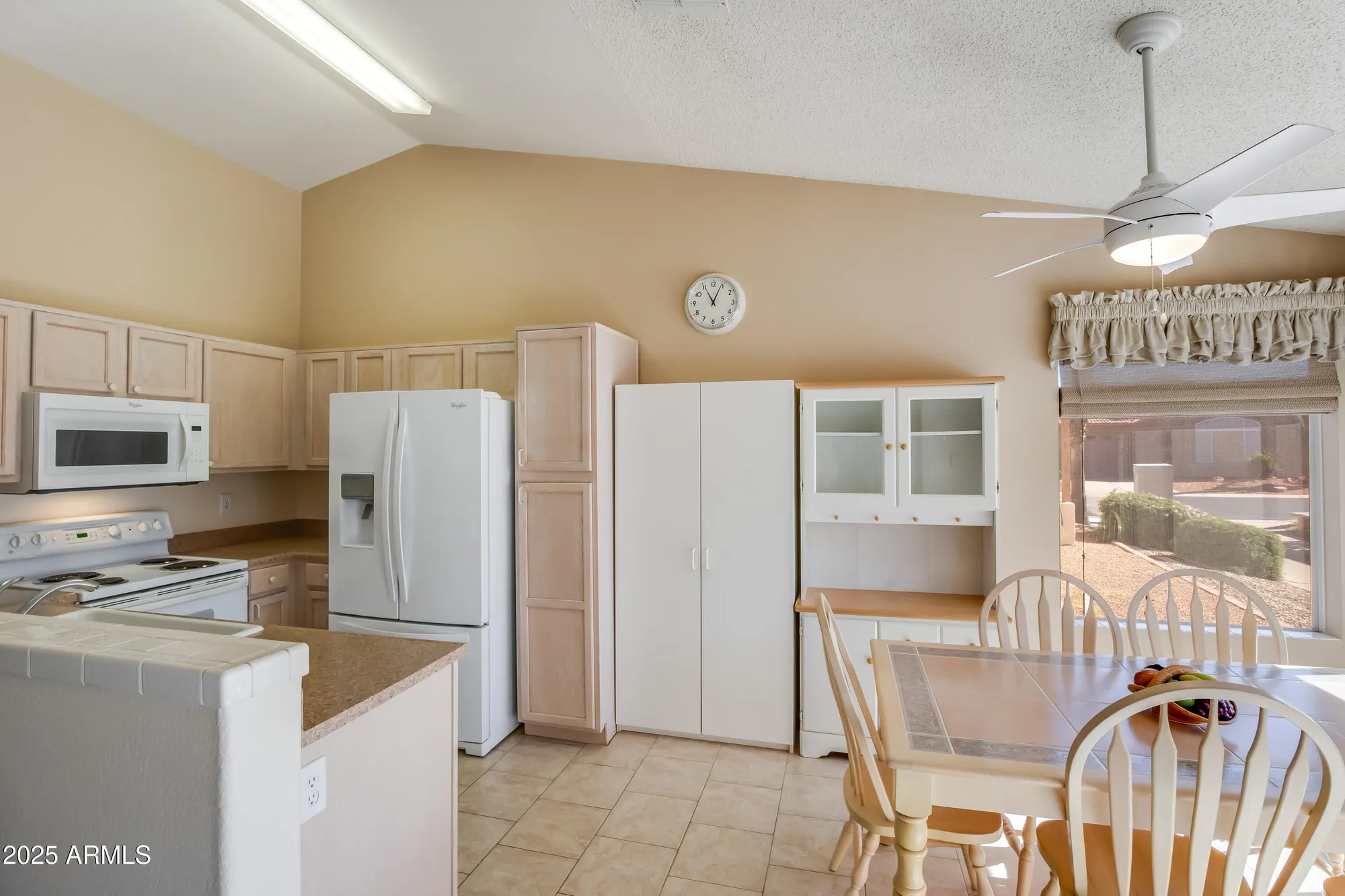 Property Slideshow image 6 of 46 | 1941 e kerby farms rd, Chandler, AZ, 85249