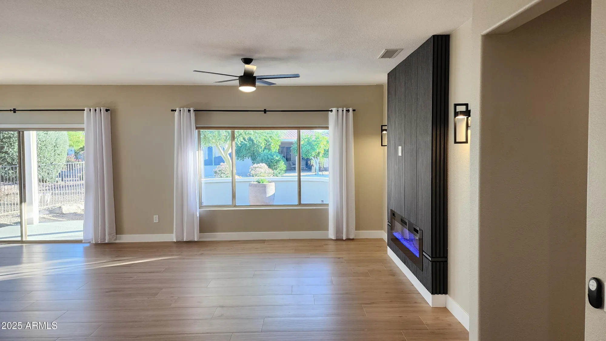 Property Slideshow image 8 of 42 | 15313 w pantano dr, Surprise, AZ, 85374