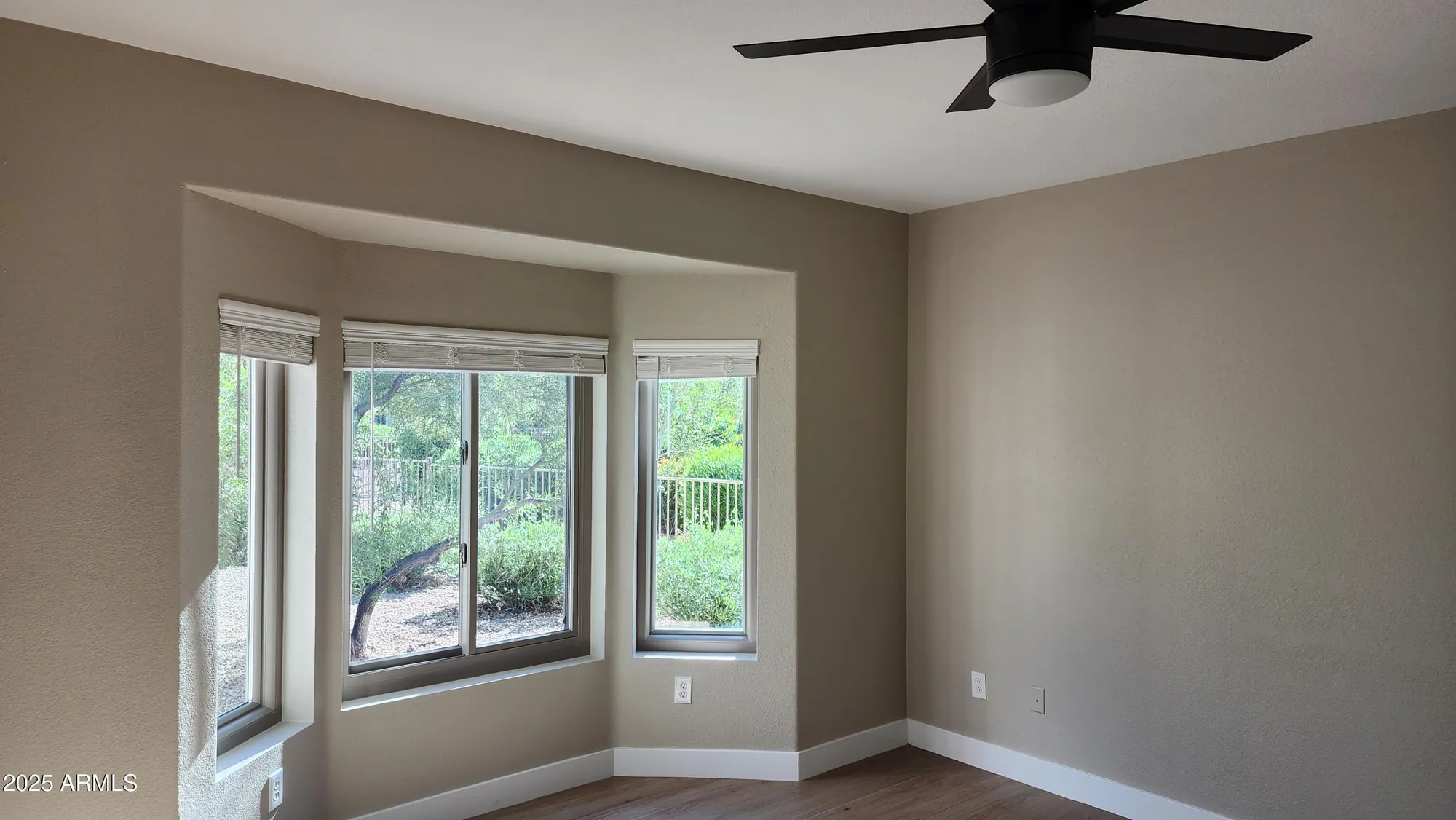 Property Slideshow image 15 of 42 | 15313 w pantano dr, Surprise, AZ, 85374