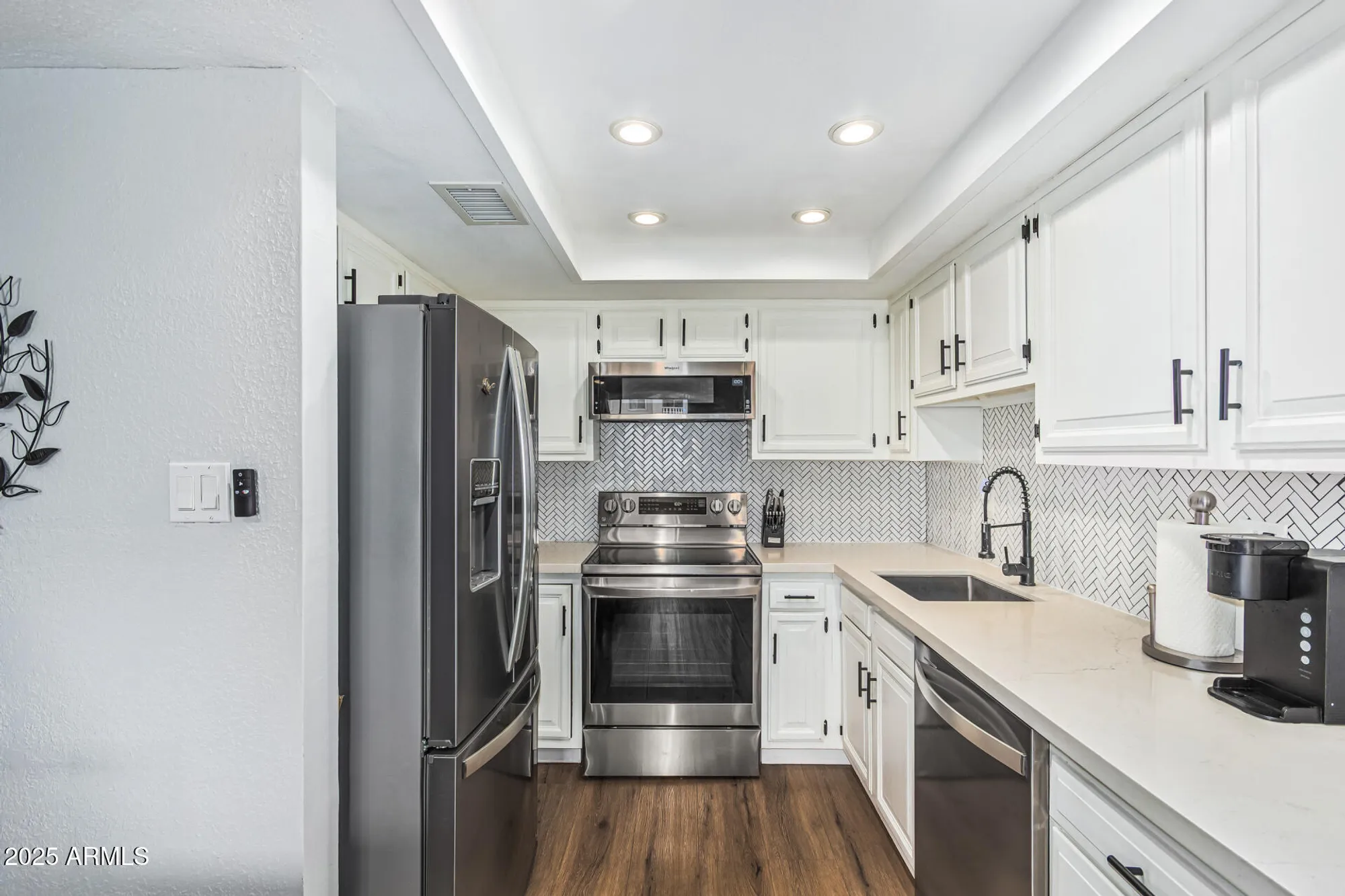 Property Slideshow image 7 of 44 | 7970 e camelback rd 501, Scottsdale, AZ, 85251