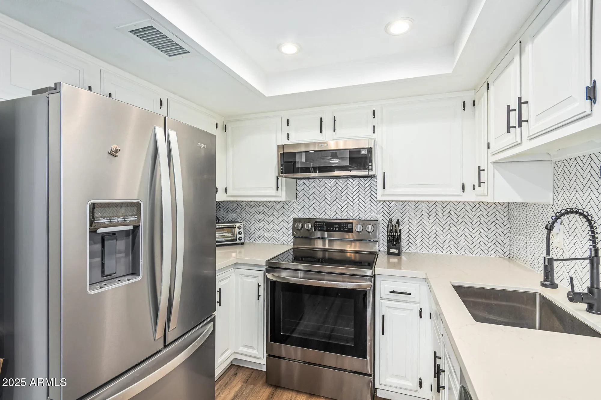 Property Slideshow image 8 of 44 | 7970 e camelback rd 501, Scottsdale, AZ, 85251