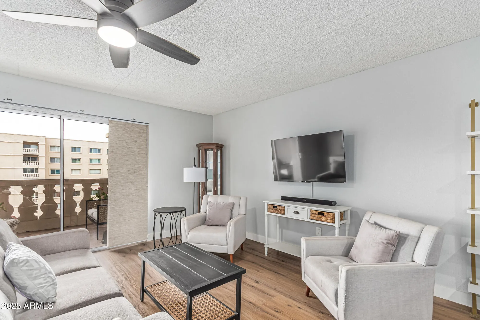 Property Slideshow image 3 of 44 | 7970 e camelback rd 501, Scottsdale, AZ, 85251