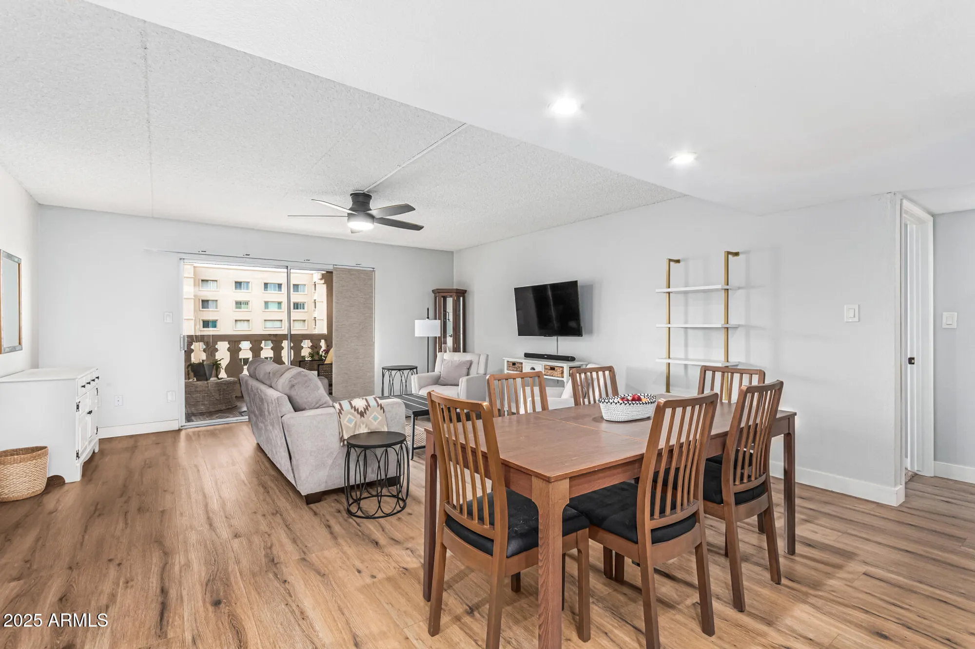 Property Slideshow image 5 of 44 | 7970 e camelback rd 501, Scottsdale, AZ, 85251