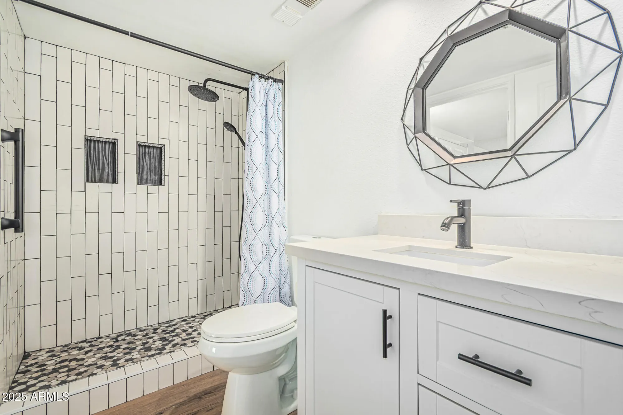 Property Slideshow image 13 of 44 | 7970 e camelback rd 501, Scottsdale, AZ, 85251