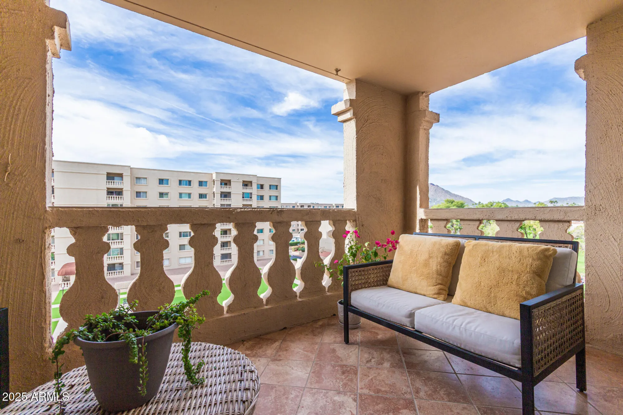Property Slideshow image 19 of 44 | 7970 e camelback rd 501, Scottsdale, AZ, 85251