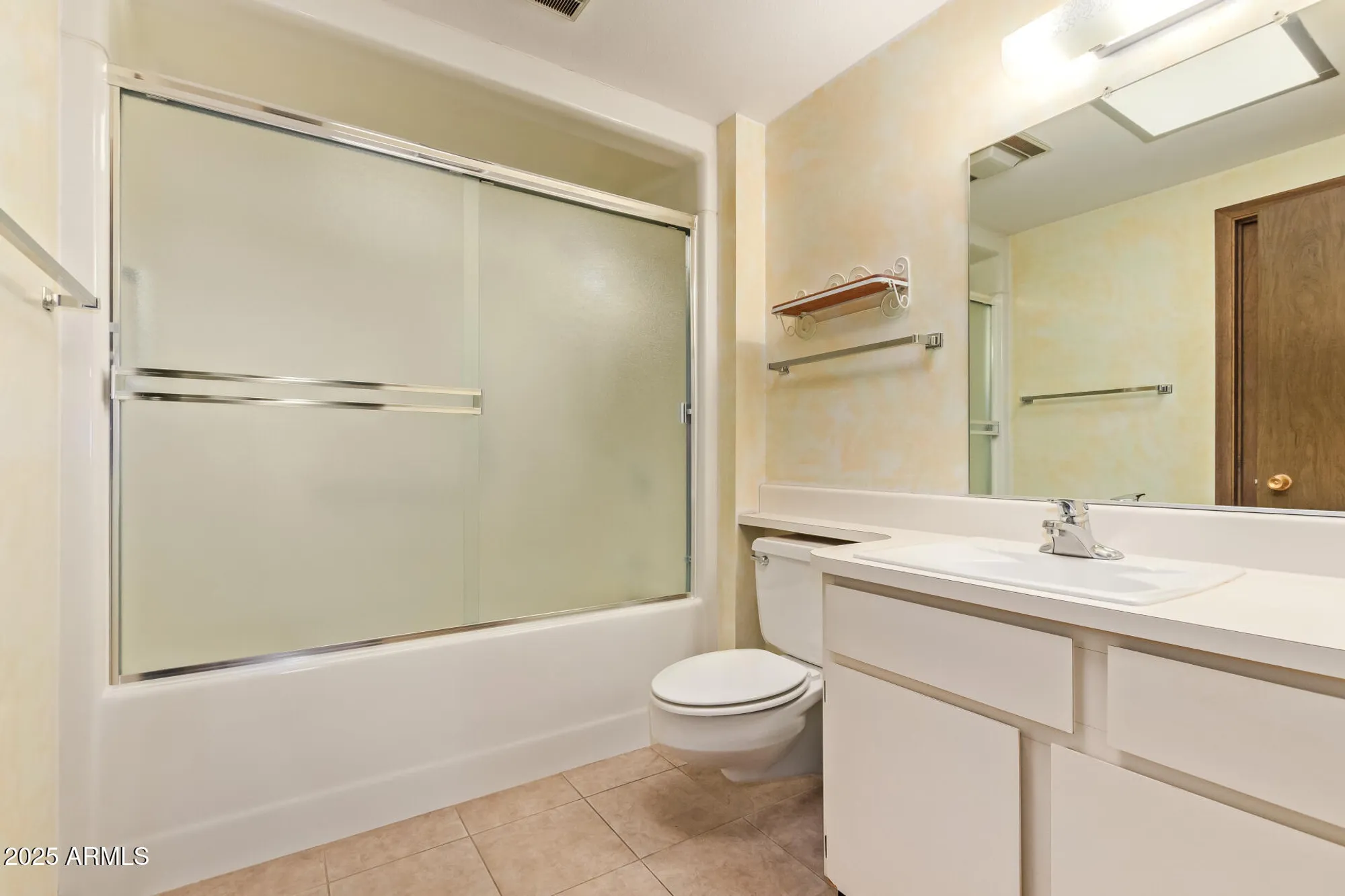 Property Slideshow image 22 of 33 | 17402 n lindgren ave, Sun City, AZ, 85373