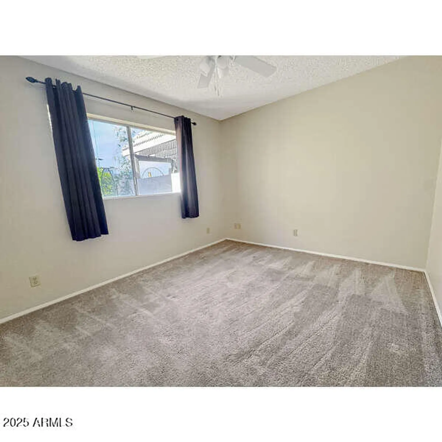 Property Slideshow image 13 of 18 | 3345 e university dr 39, Mesa, AZ, 85213