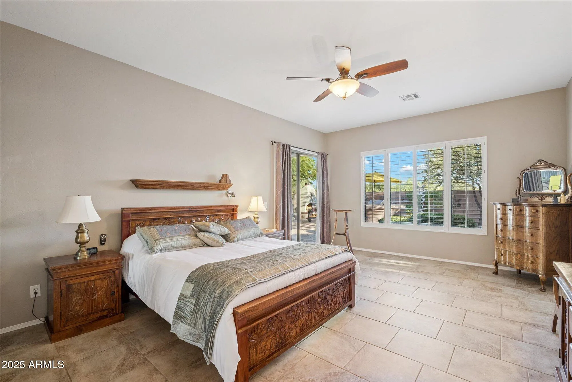 Property Slideshow image 11 of 36 | 41606 n emerald lake dr, Anthem, AZ, 85086