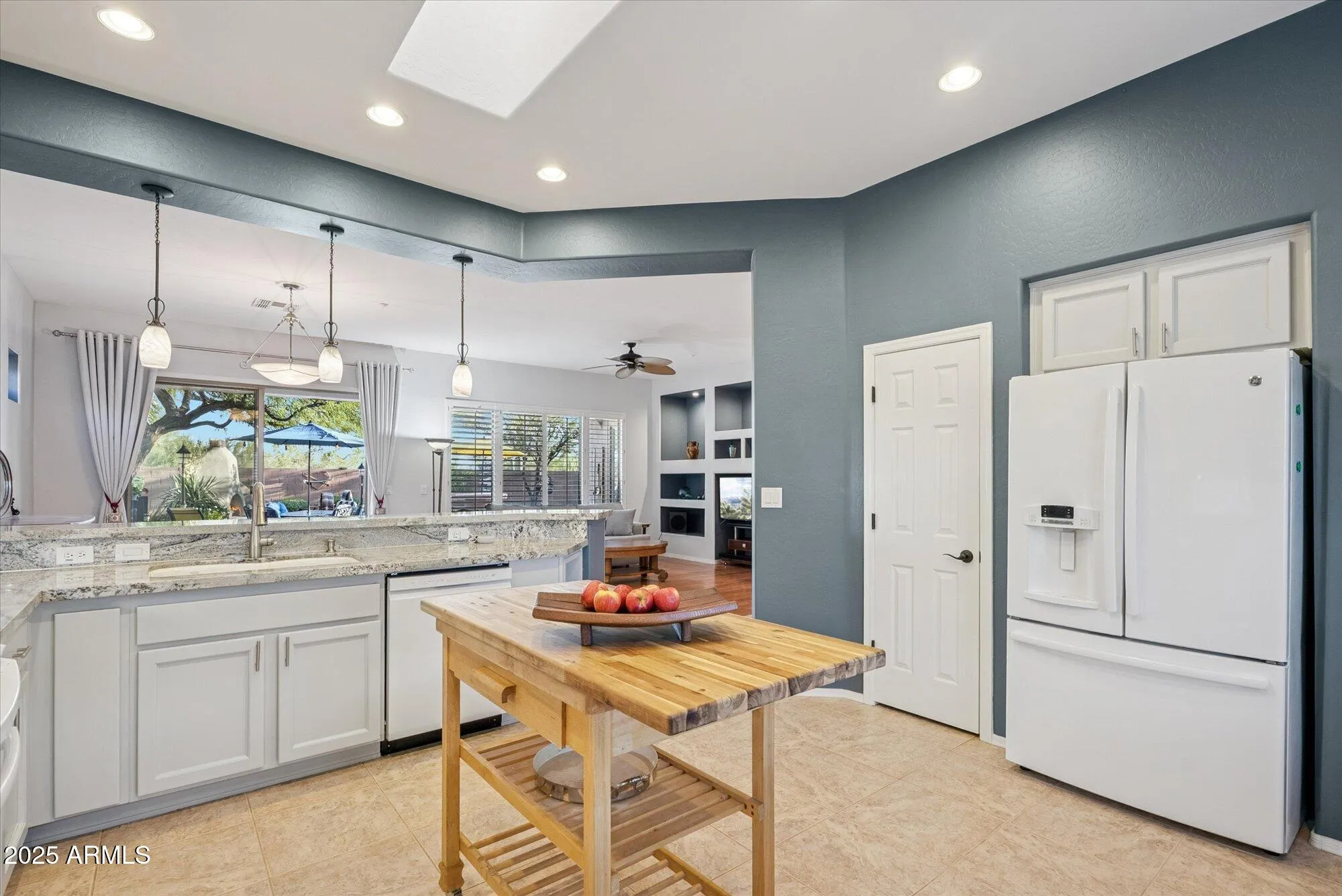 Property Slideshow image 6 of 36 | 41606 n emerald lake dr, Anthem, AZ, 85086