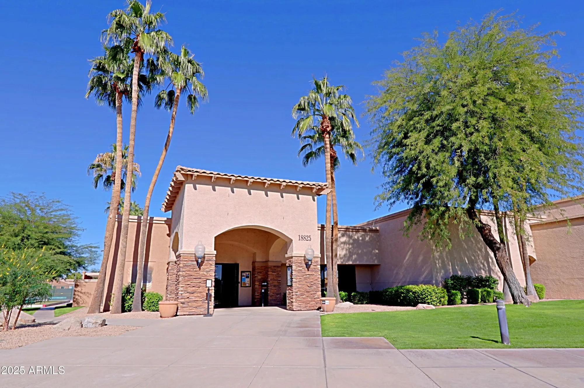 Property Slideshow image 62 of 94 | 8944 w topeka dr, Peoria, AZ, 85382